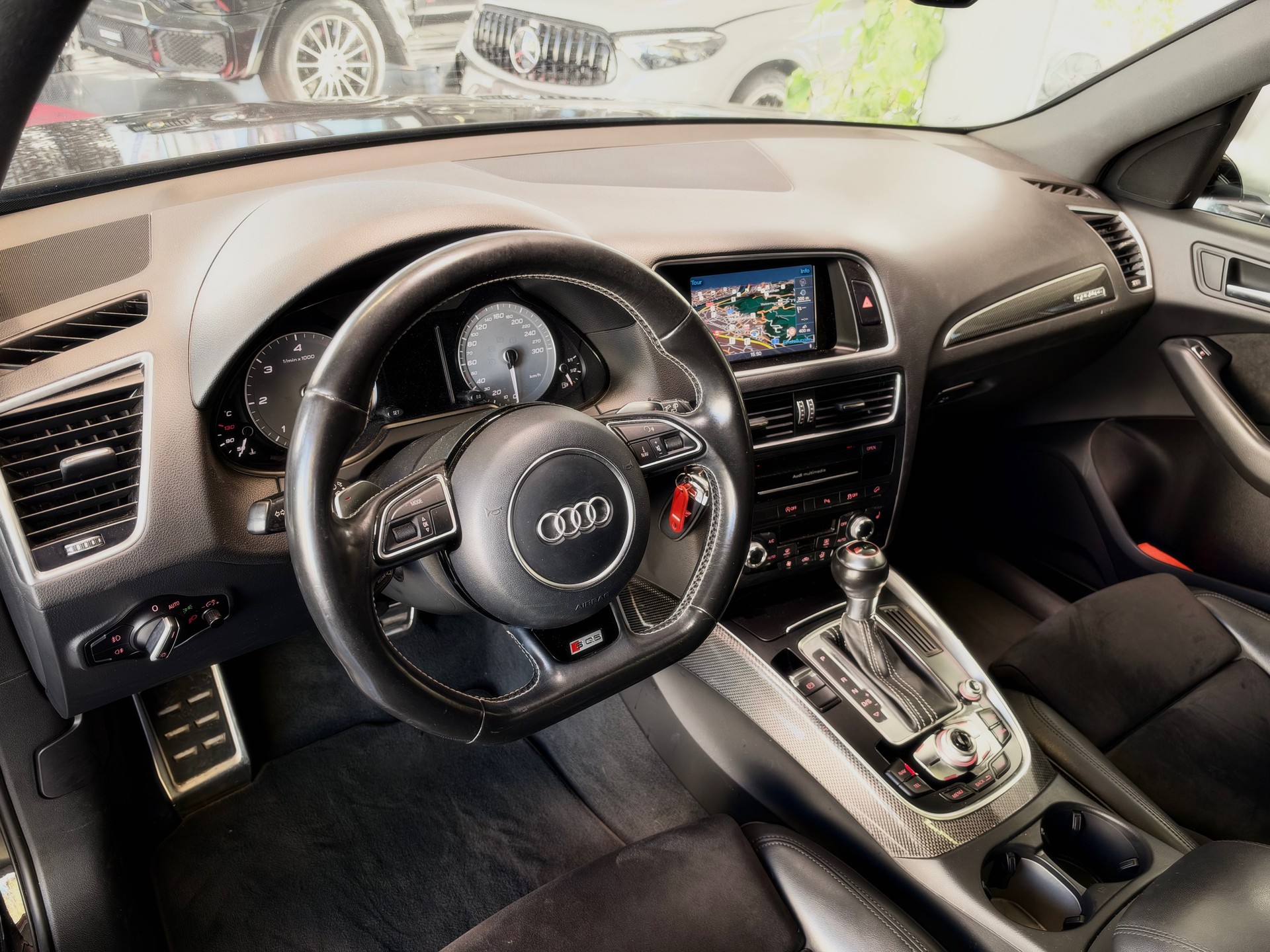 AUDI SQ5 3.0 TDI quattro tiptronic-image-10