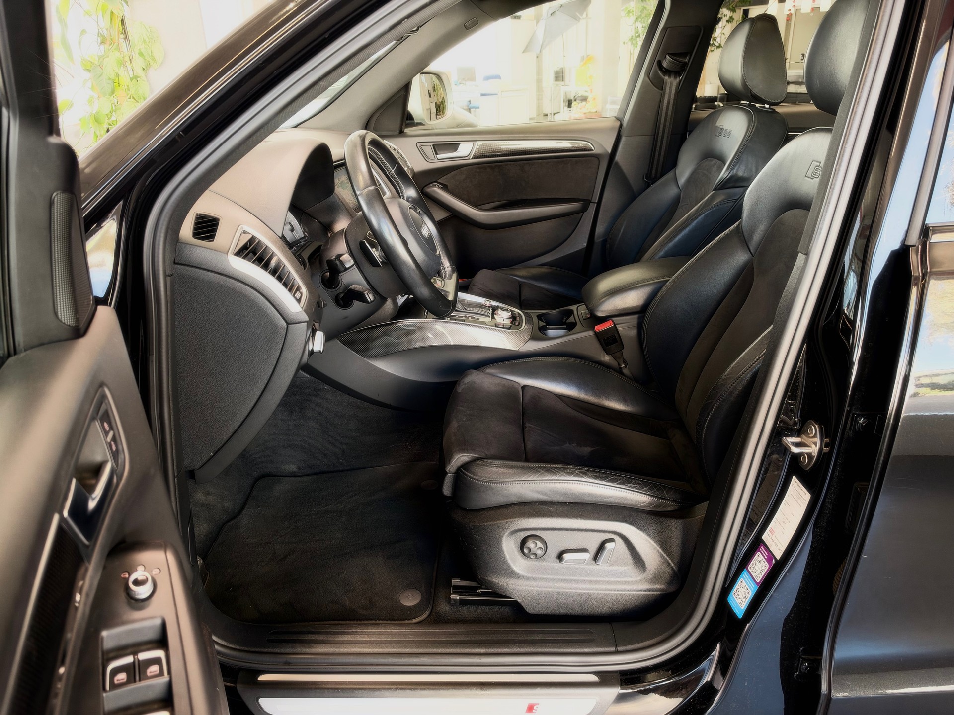 AUDI SQ5 3.0 TDI quattro tiptronic-image-8