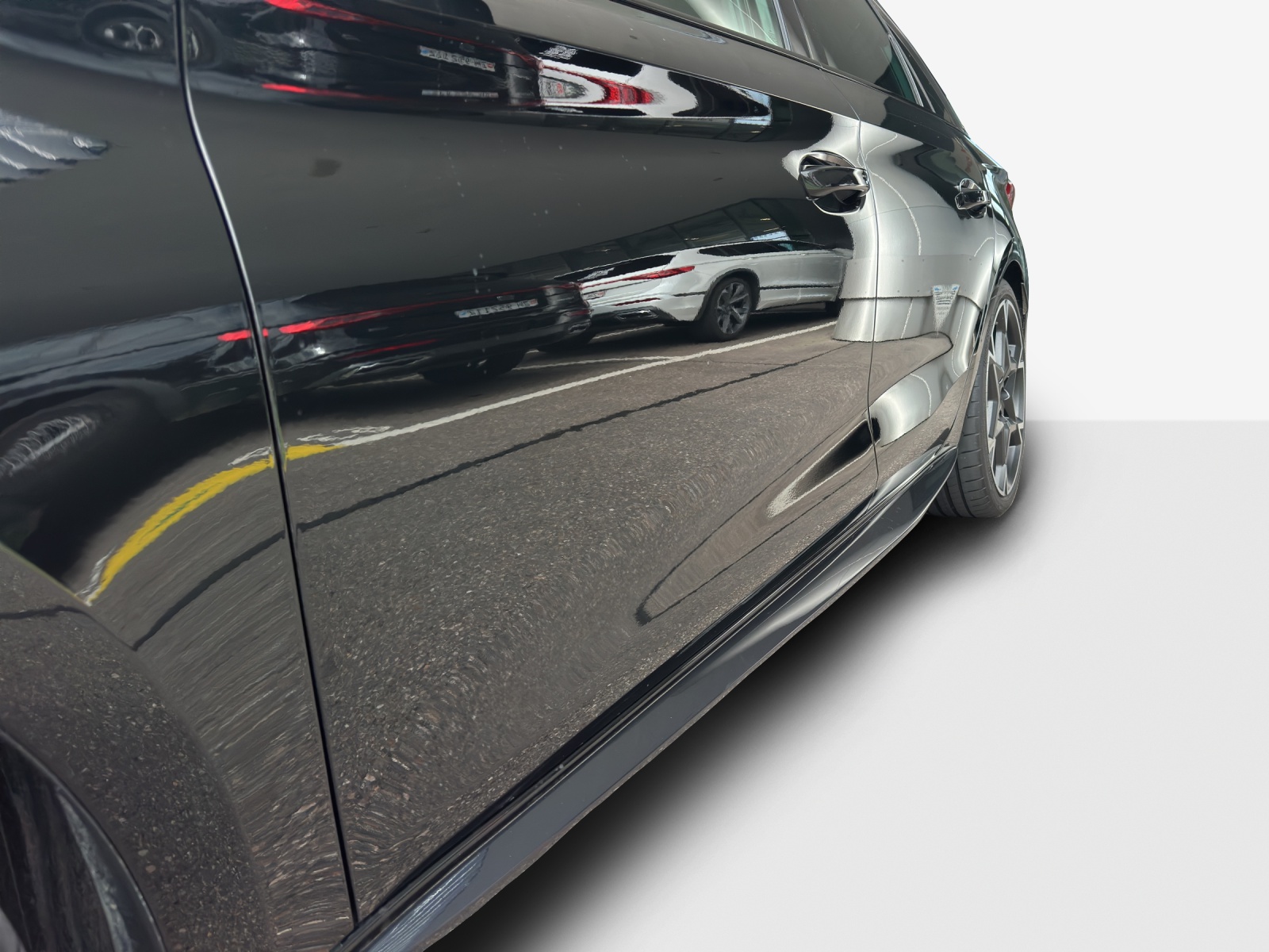 CUPRA LEON ST 2.0 TSI Black Symphony DSG 4Drive-image-14