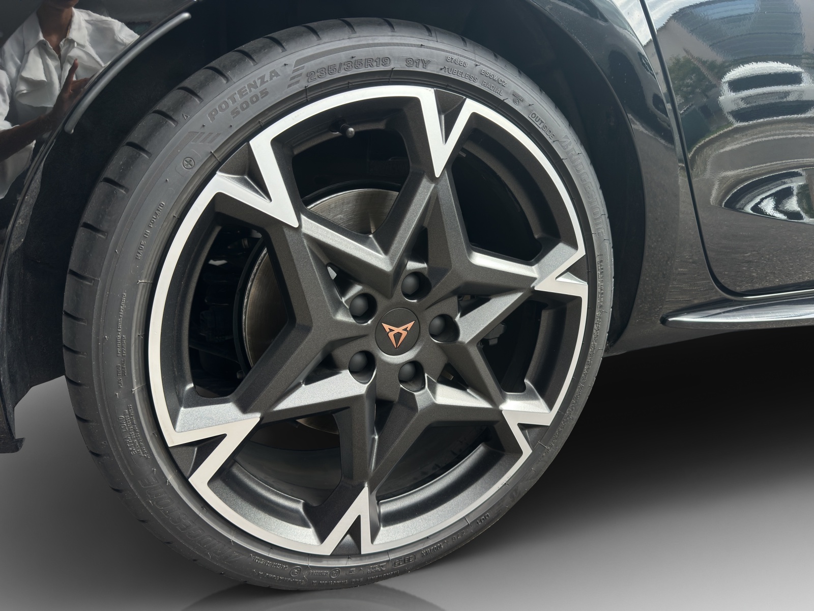 CUPRA LEON ST 2.0 TSI Black Symphony DSG 4Drive-image-12