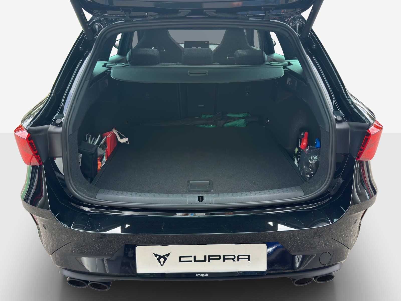 CUPRA LEON ST 2.0 TSI Black Symphony DSG 4Drive-image-11