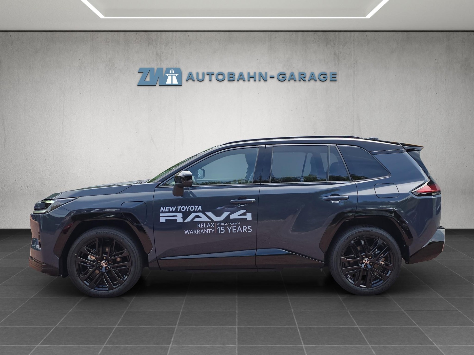 TOYOTA RAV4 2.5 Plug-In-Hybrid Style-image-1