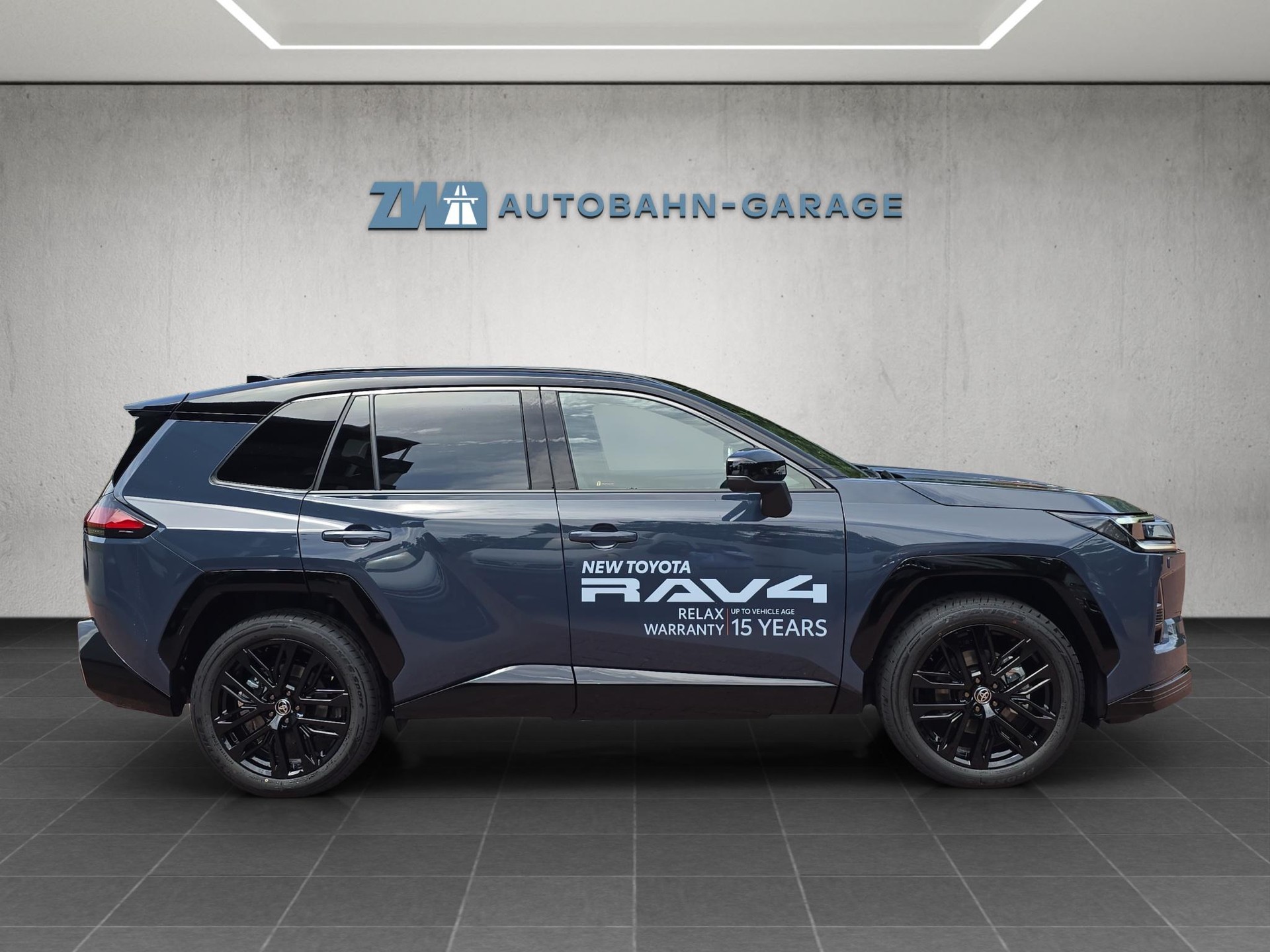 TOYOTA RAV4 2.5 Plug-In-Hybrid Style-image-5