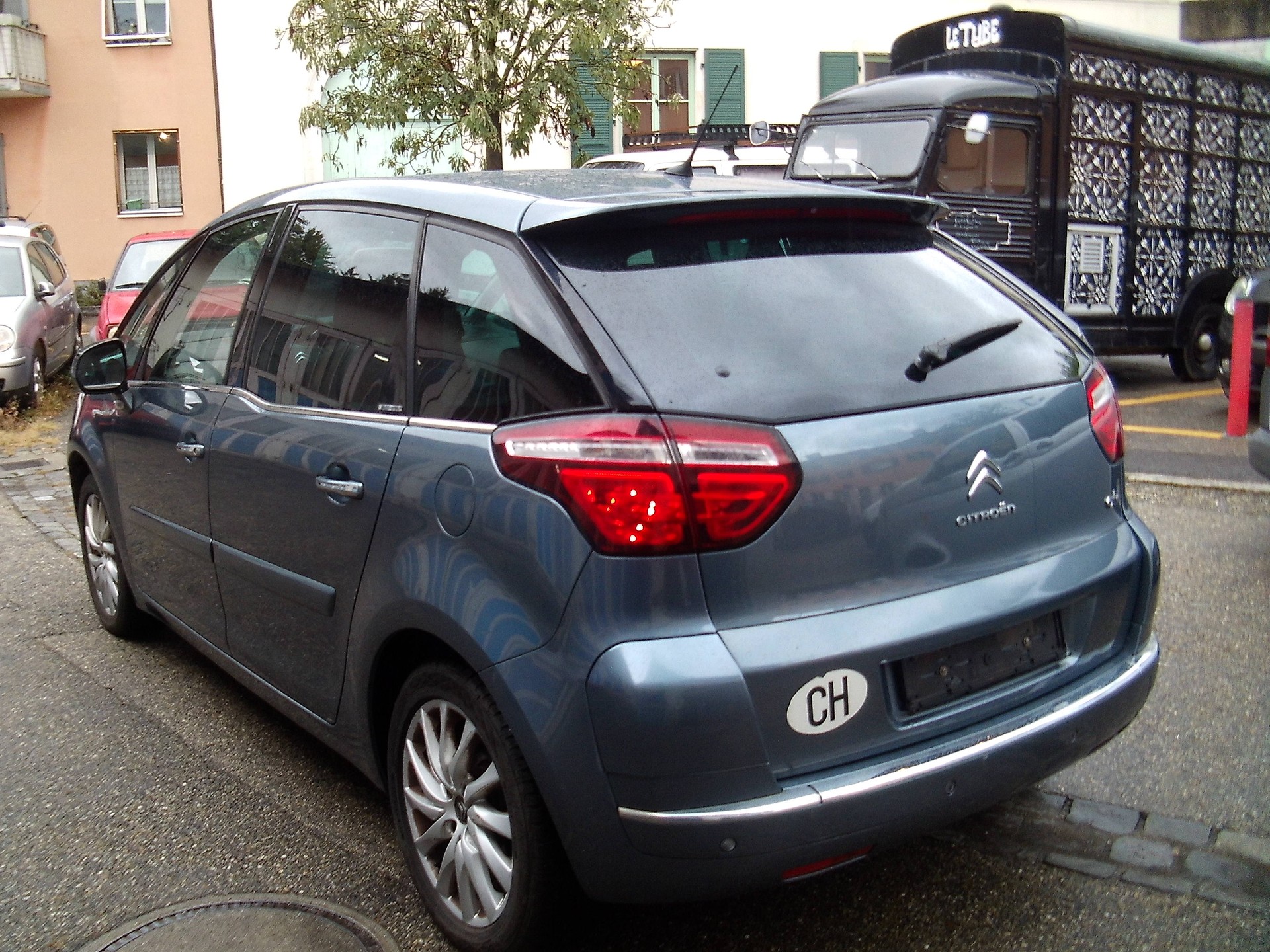 CITROEN C4 Picasso 1.6 HDI 16V Séduction EGS6-image-3