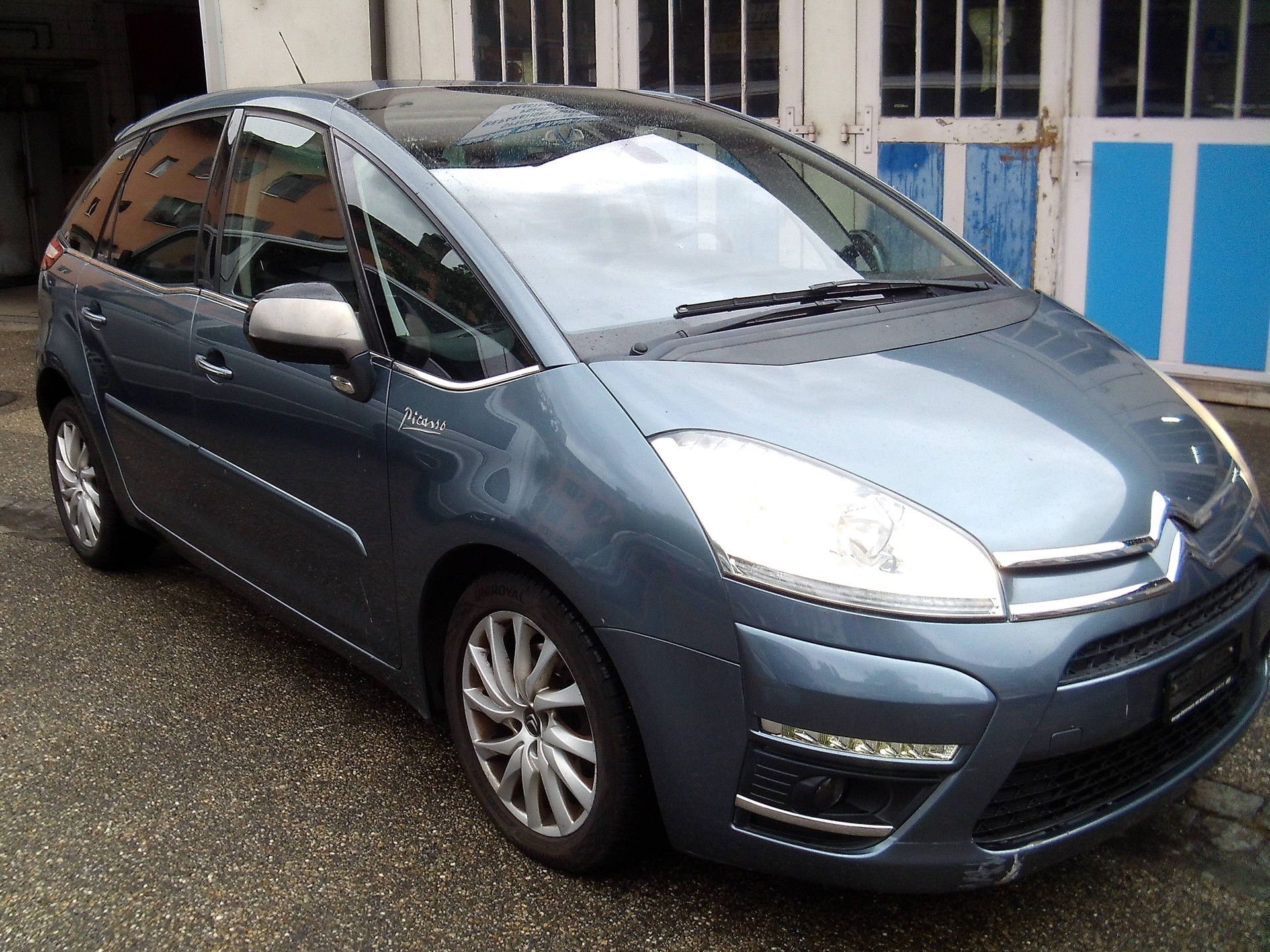 CITROEN C4 Picasso 1.6 HDI 16V Séduction EGS6-image-1