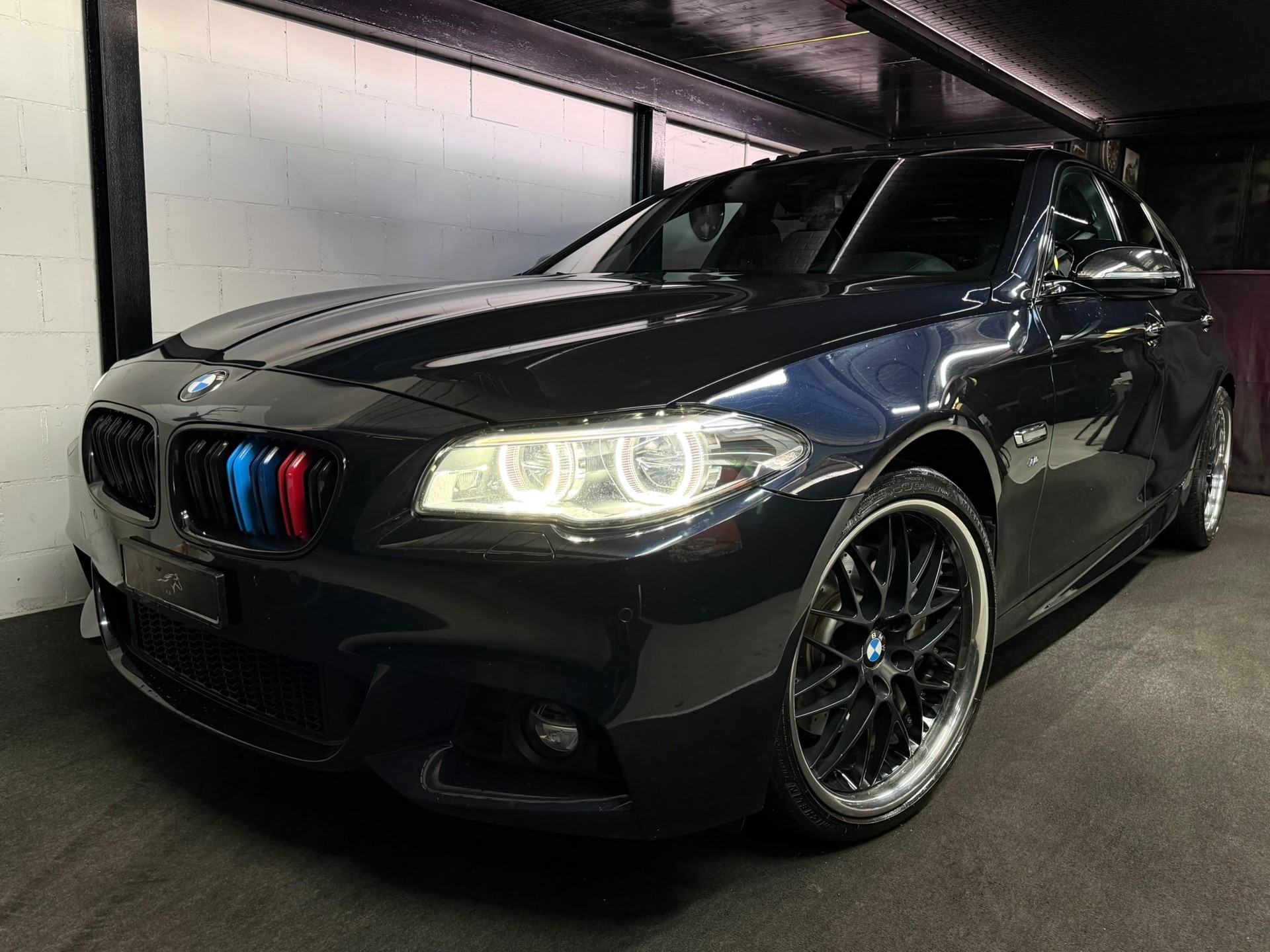 BMW 535d xDrive Luxury Line Steptronic-image-16