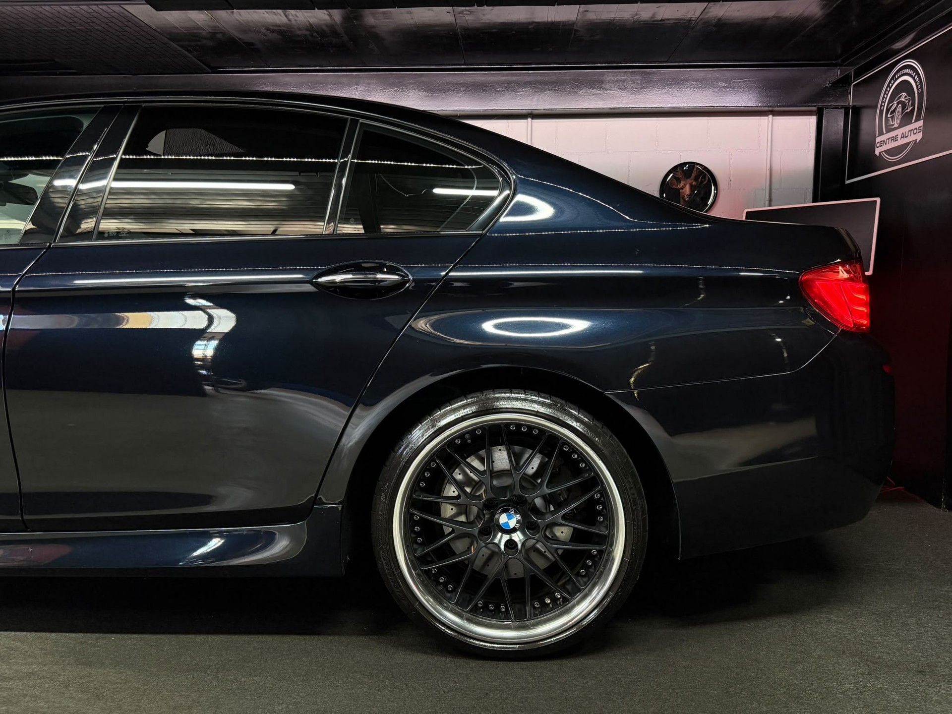 BMW 535d xDrive Luxury Line Steptronic-image-6