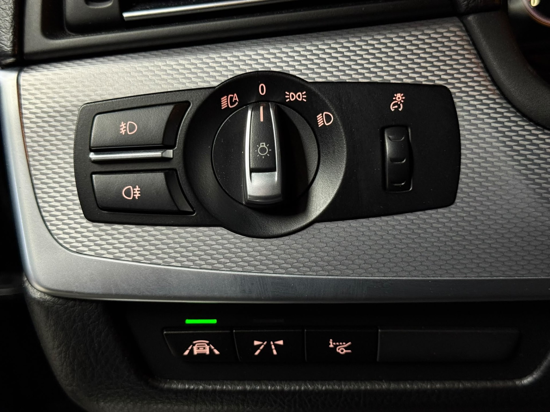 BMW 535d xDrive Luxury Line Steptronic-image-15