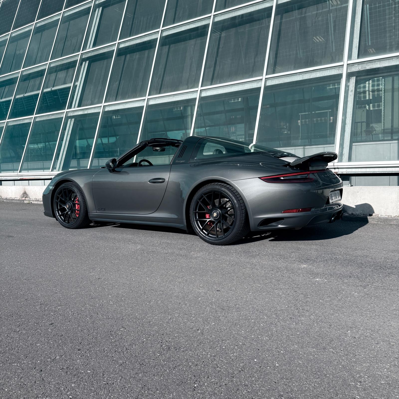 PORSCHE 911 Targa 4 GTS PDK-image-1