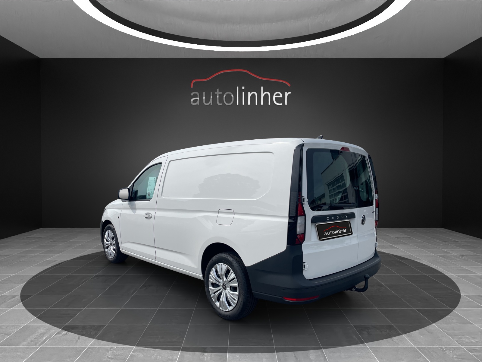 VW Caddy Cargo 2.0TDI Maxi 4Motion-image-2