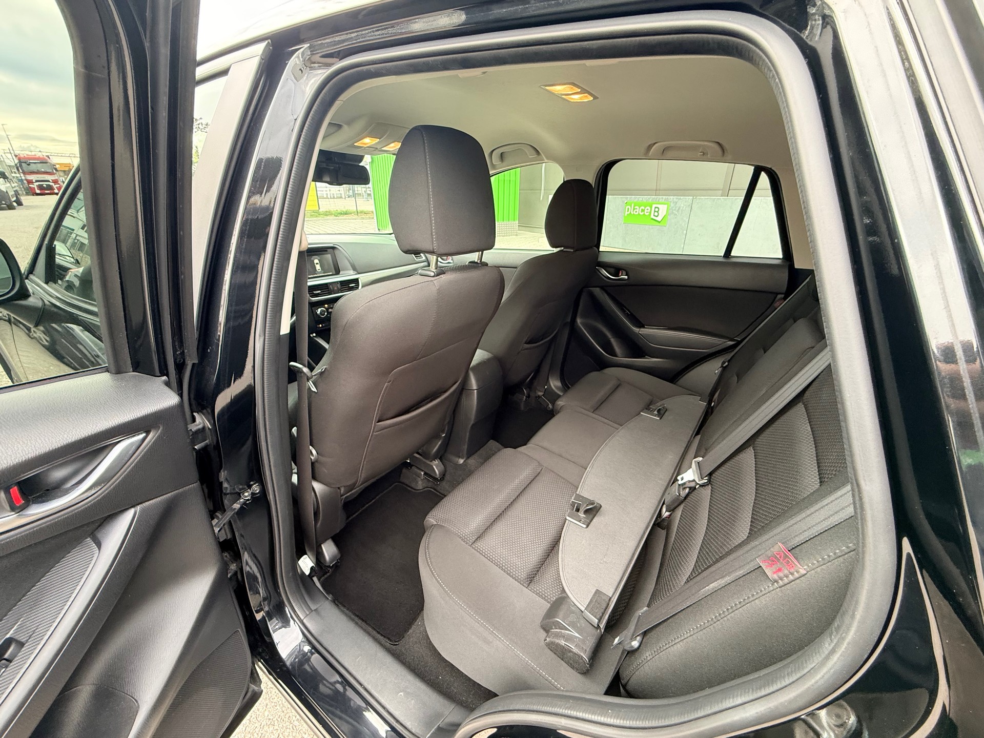 MAZDA CX-5 2.2 D Ambition AWD Automatic-image-5