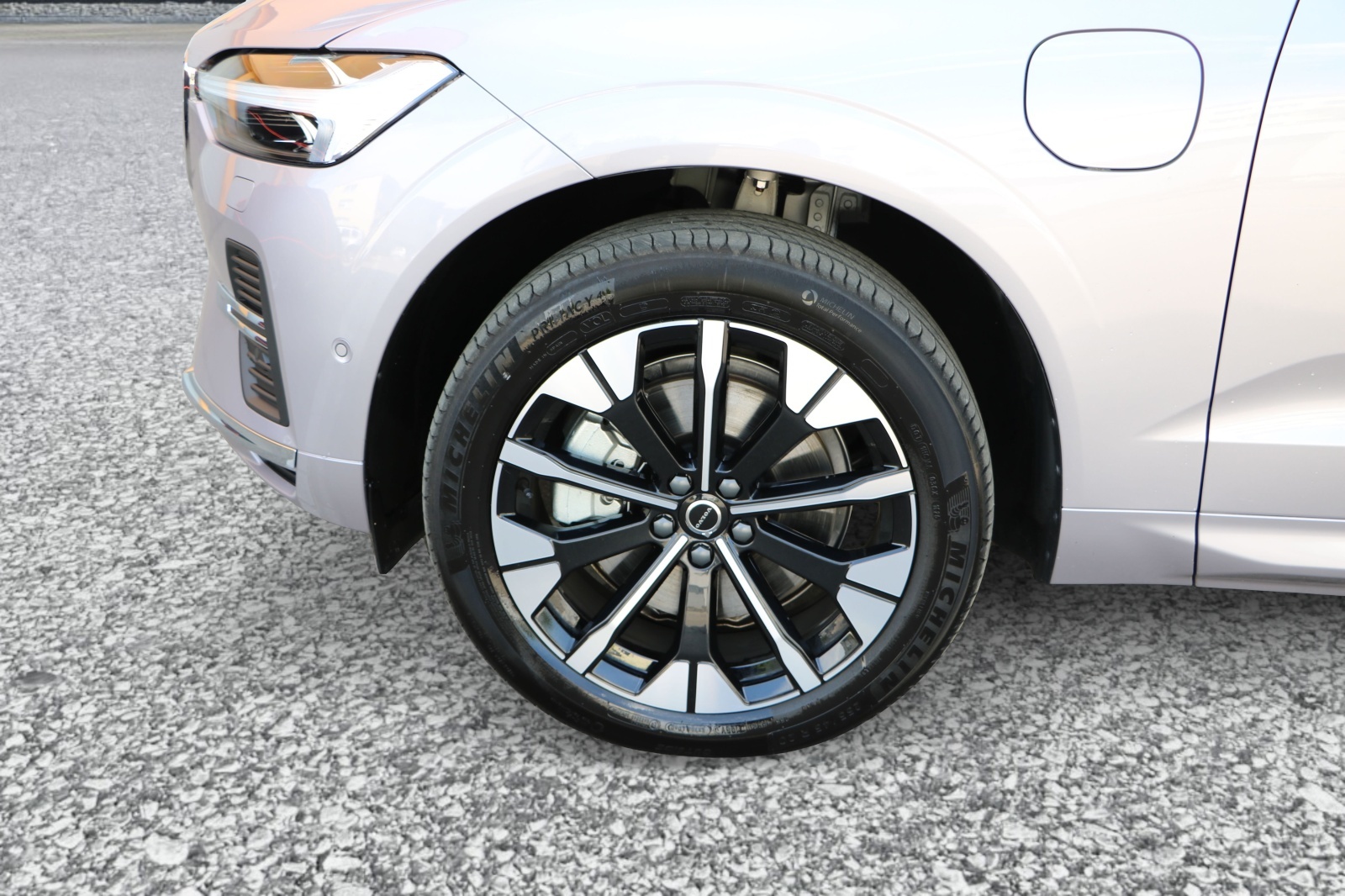 VOLVO XC60 T8 eAWD PluginHybrid Ultra Bright Geartronic-image-5