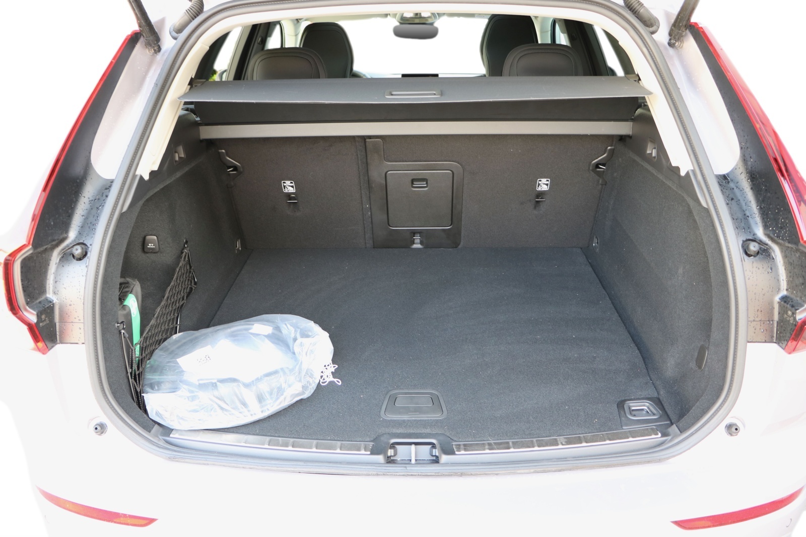 VOLVO XC60 T8 eAWD PluginHybrid Ultra Bright Geartronic-image-11
