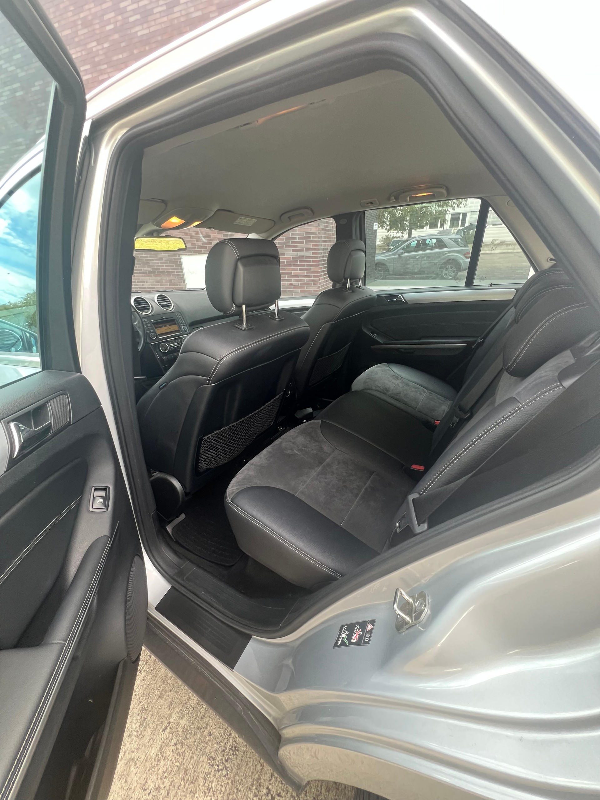 MERCEDES-BENZ ML 300 CDI Blue Eff. My Star 4Matic 7G-Tronic-image-5