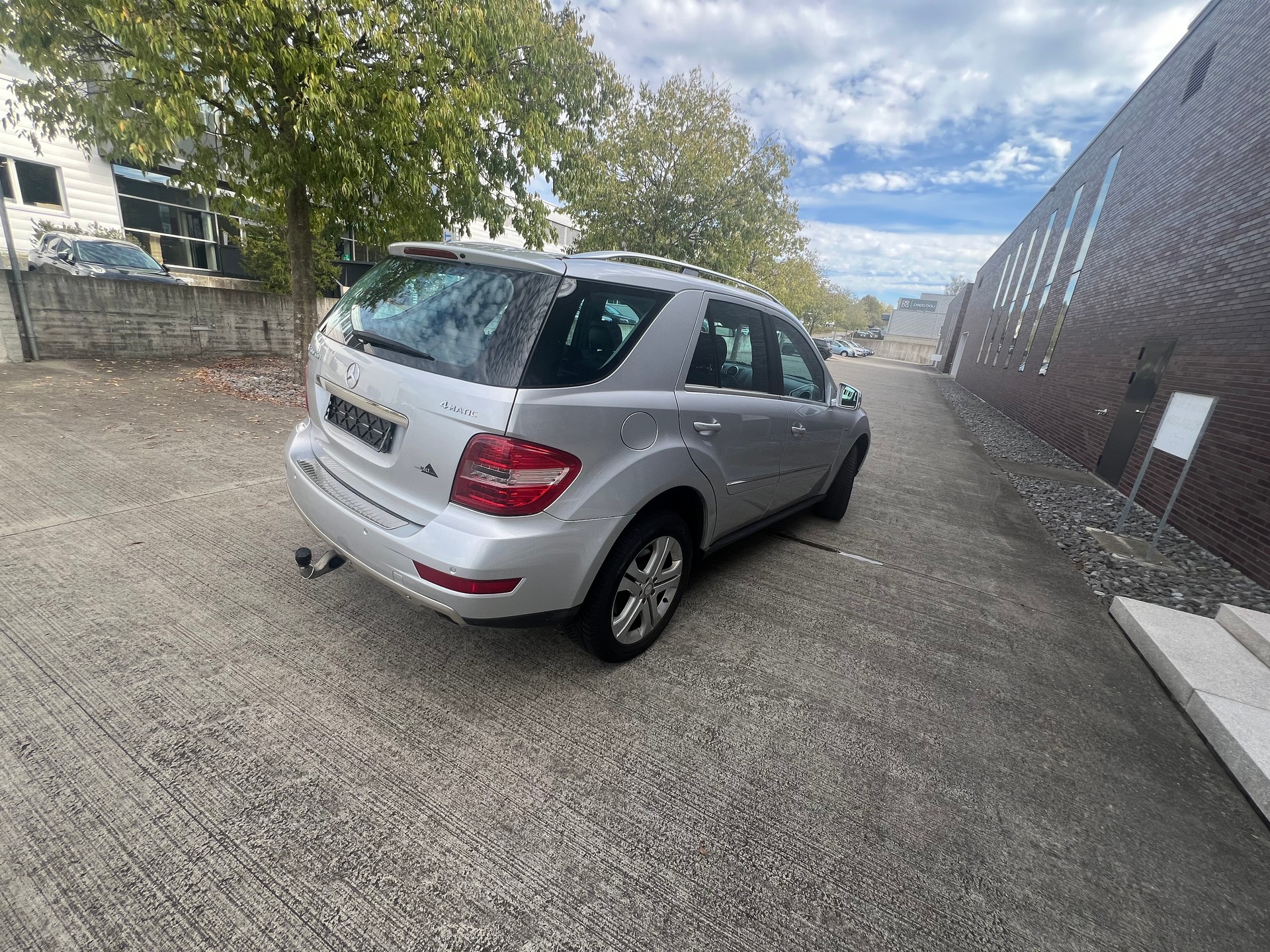 MERCEDES-BENZ ML 300 CDI Blue Eff. My Star 4Matic 7G-Tronic-image-3