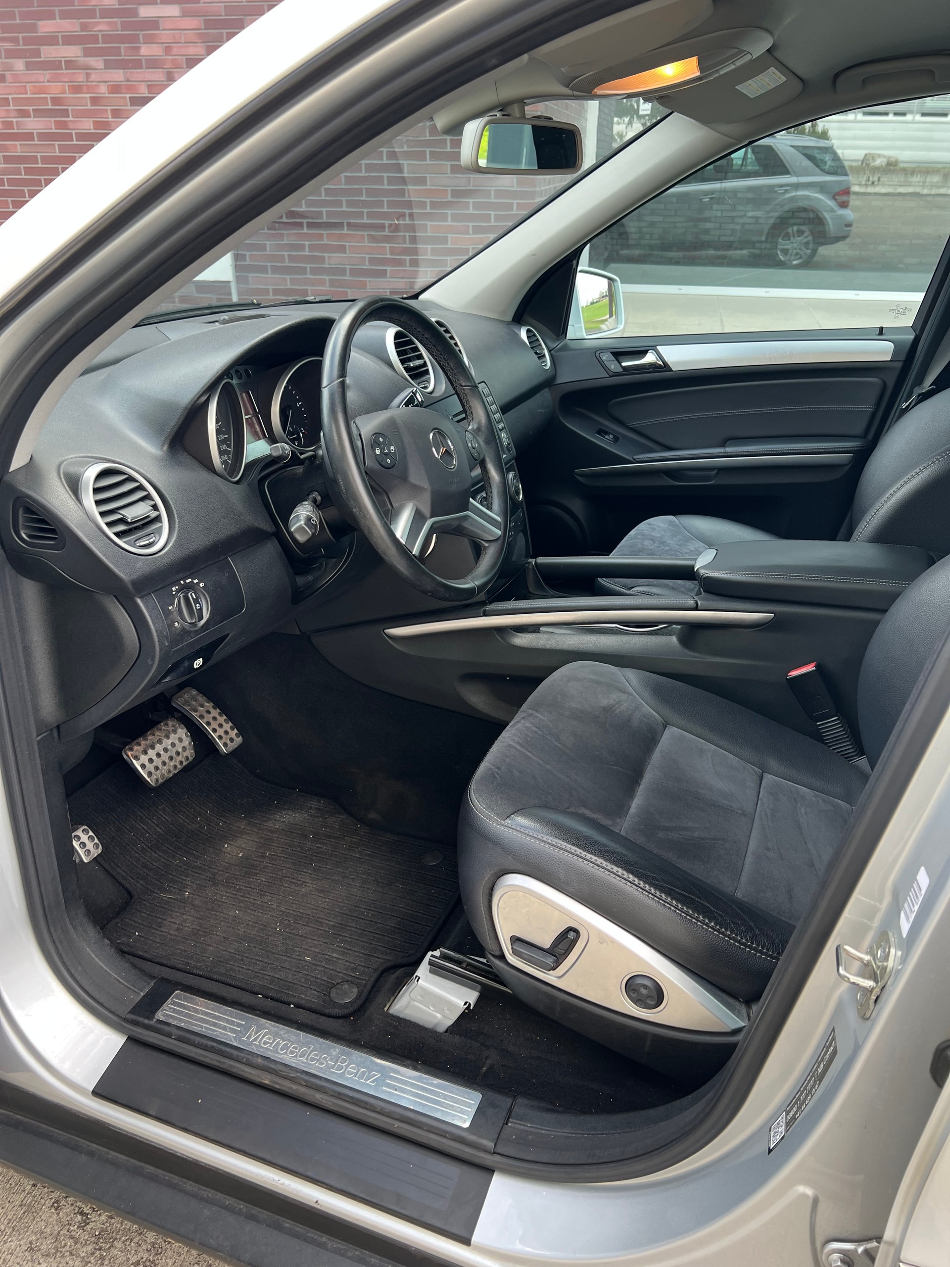 MERCEDES-BENZ ML 300 CDI Blue Eff. My Star 4Matic 7G-Tronic-image-7