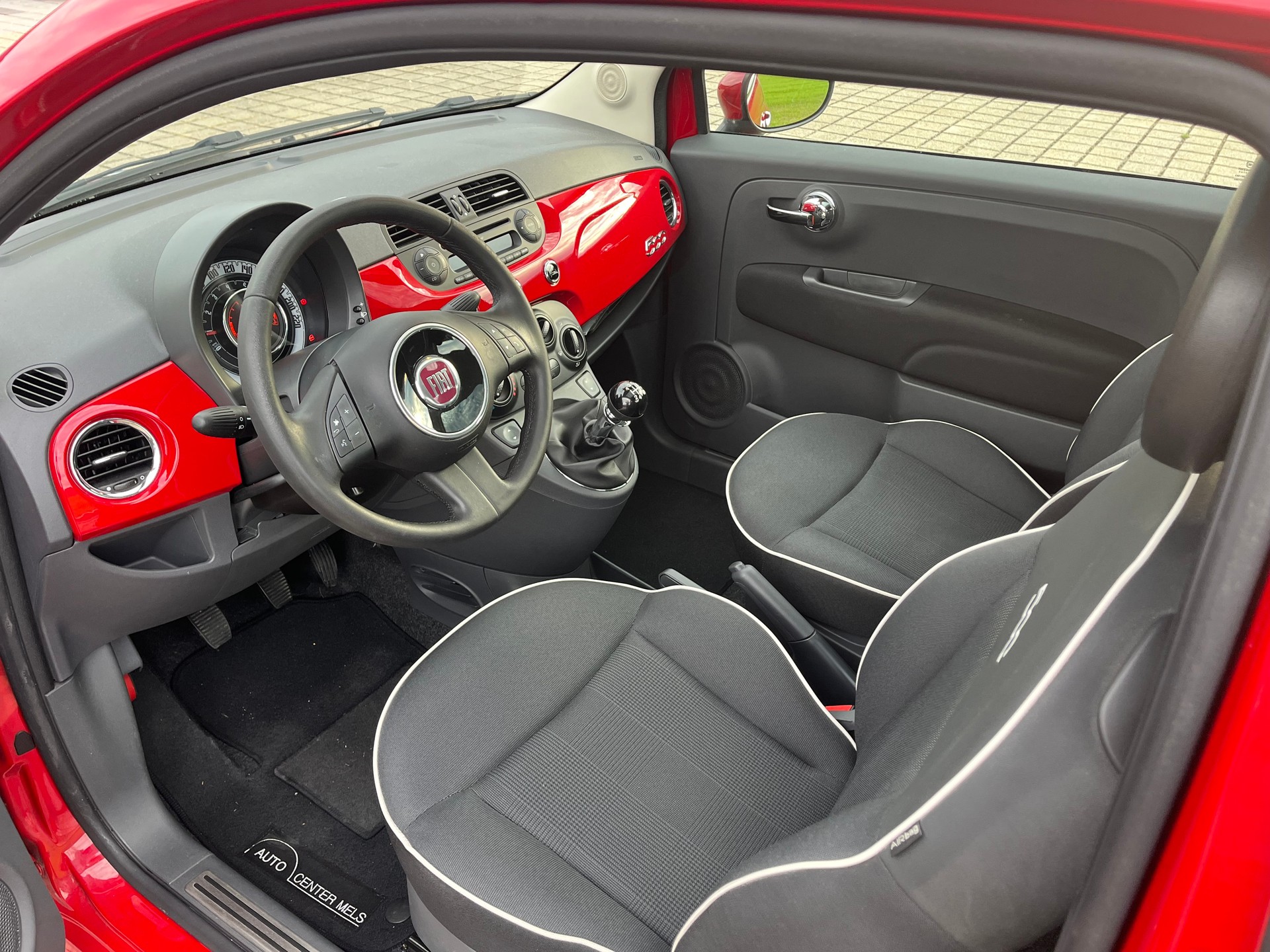 FIAT 500 0.9 Twinair Turbo Lounge-image-9