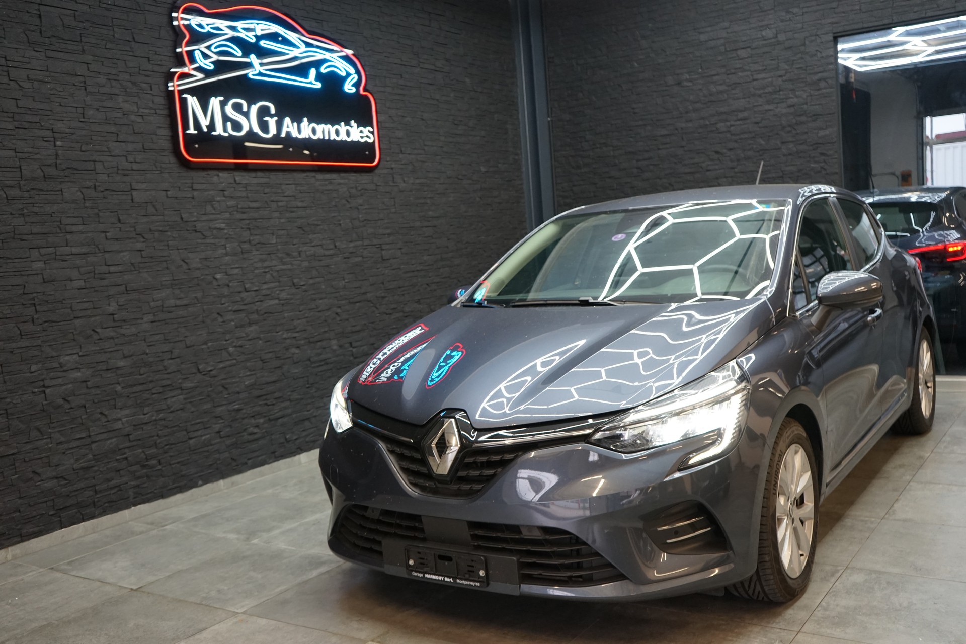RENAULT Clio 1.6 E-Tech Intens-image-0