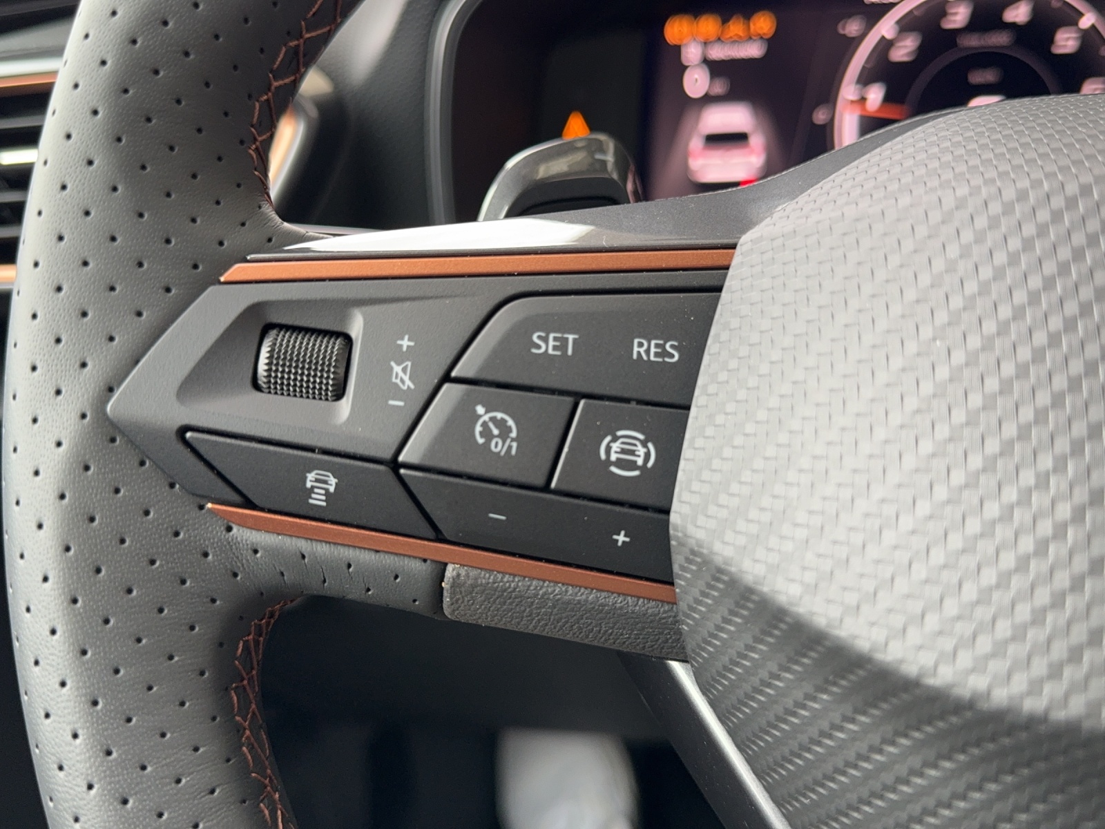 CUPRA Leon ST 2.0 TSI Inicio DSG-image-9