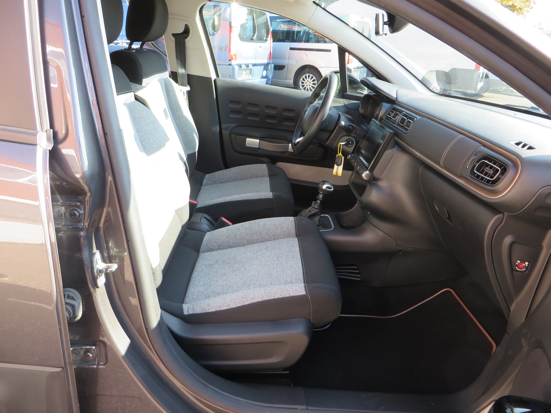 CITROEN C3 1.2i PureTech Origins-image-8