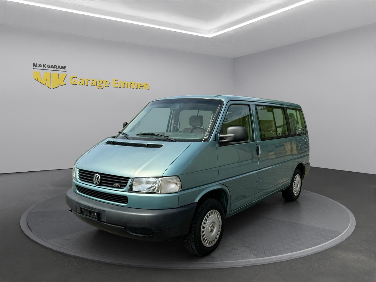 VW Caravelle-image-0