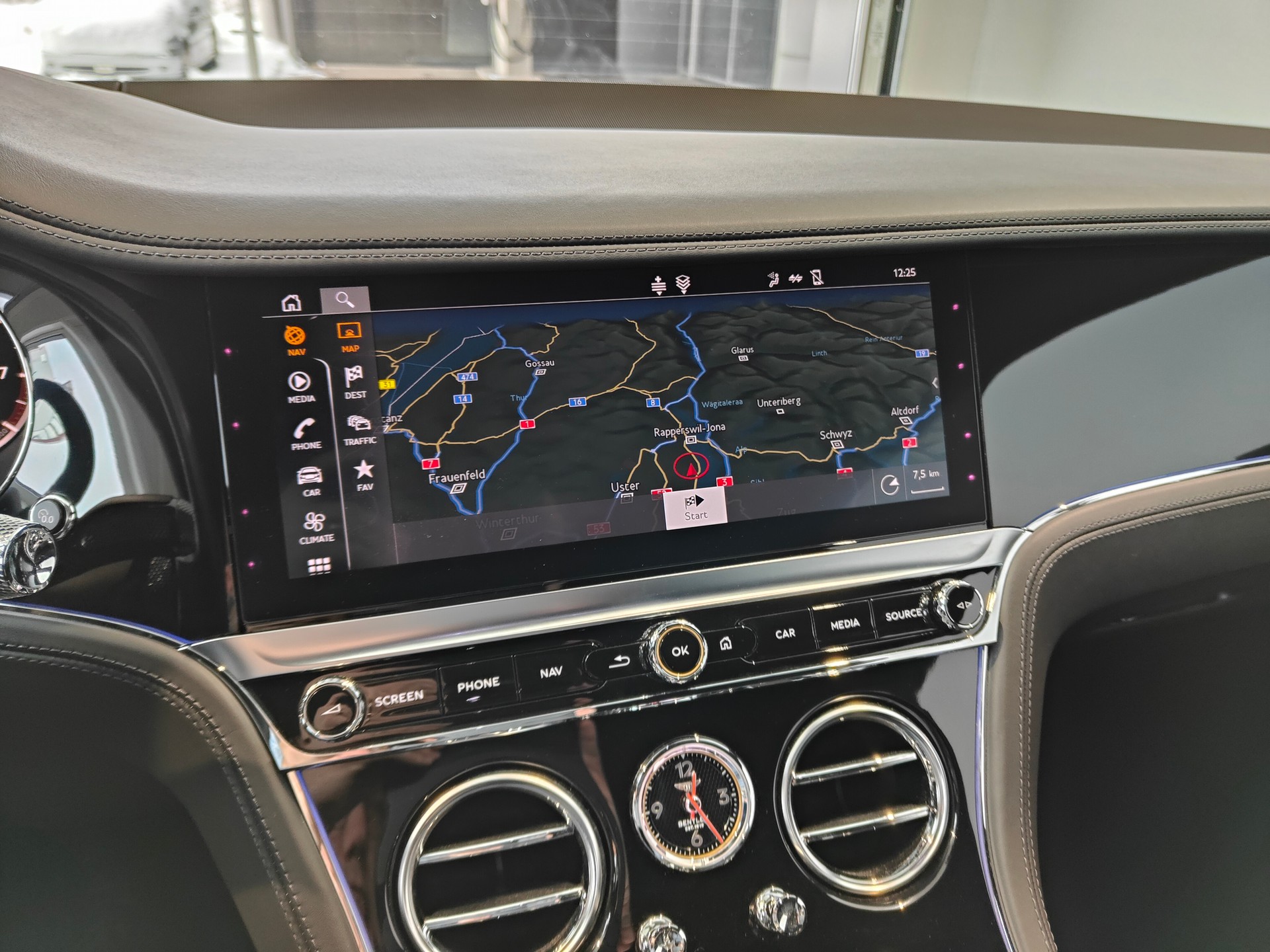 BENTLEY Continental GT 4.0 V8 Mulliner-image-9