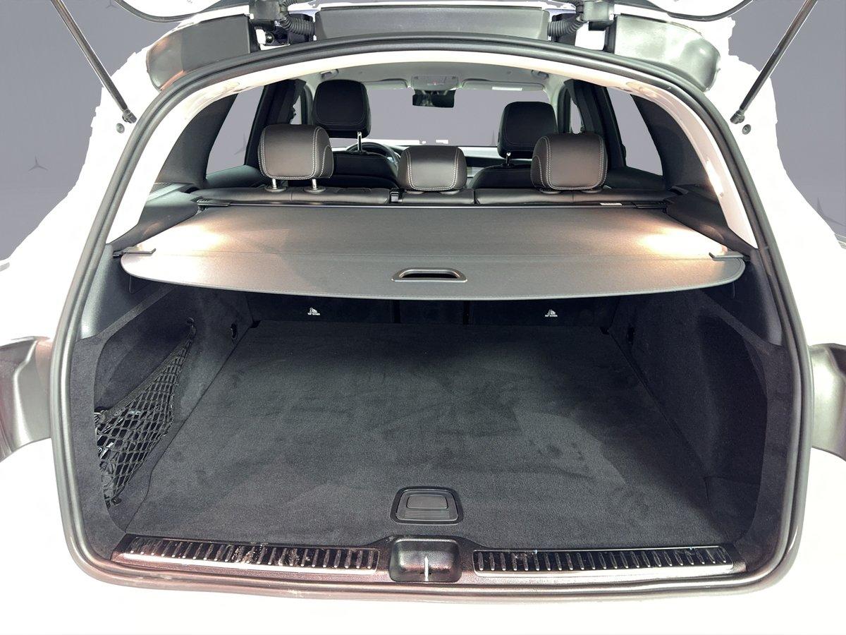 MERCEDES-BENZ GLC 200 AMG Line 4m-image-17