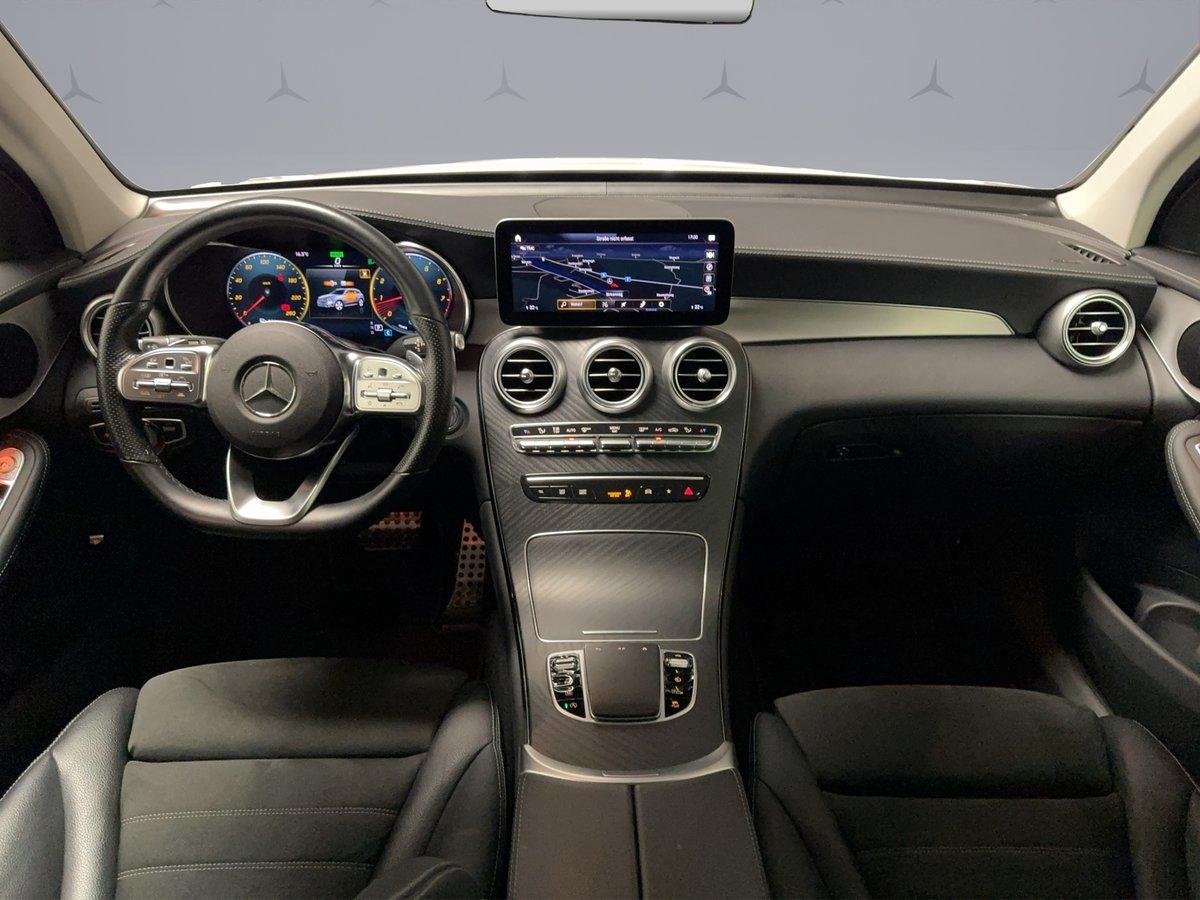 MERCEDES-BENZ GLC 200 AMG Line 4m-image-12