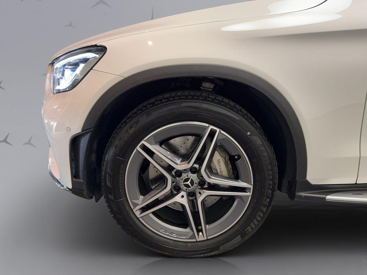 MERCEDES-BENZ GLC 200 AMG Line 4m-image-19