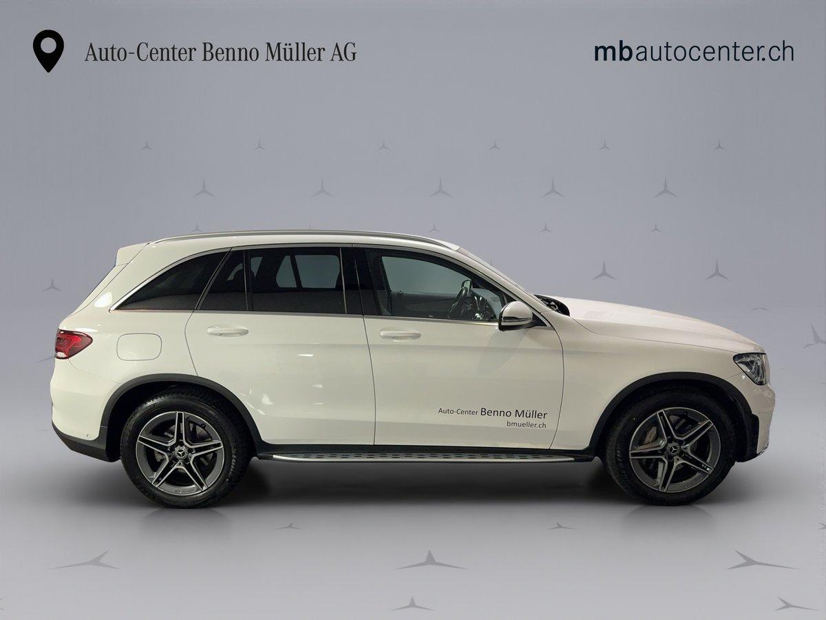 MERCEDES-BENZ GLC 200 AMG Line 4m-image-5