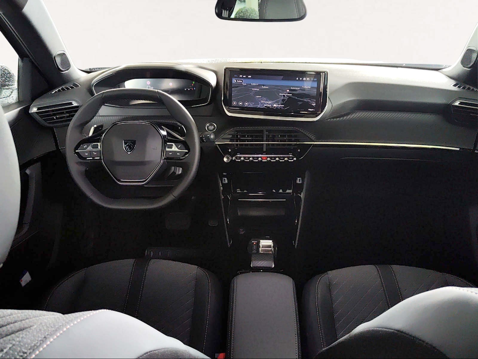 PEUGEOT 2008 1.2 PureTech Allure Premium-image-5