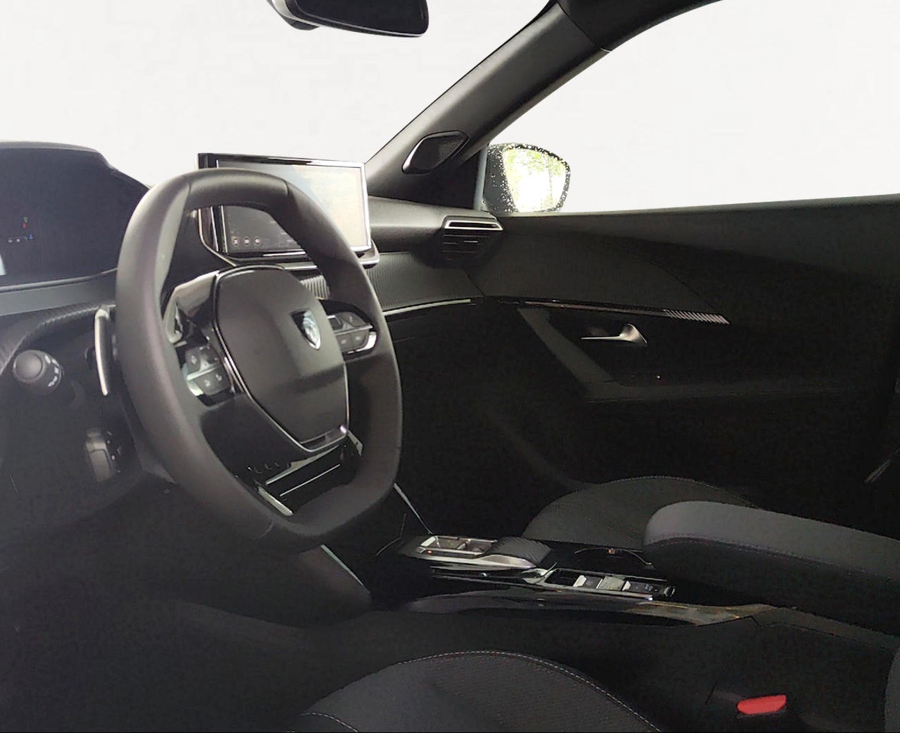 PEUGEOT 2008 1.2 PureTech Allure Premium-image-8