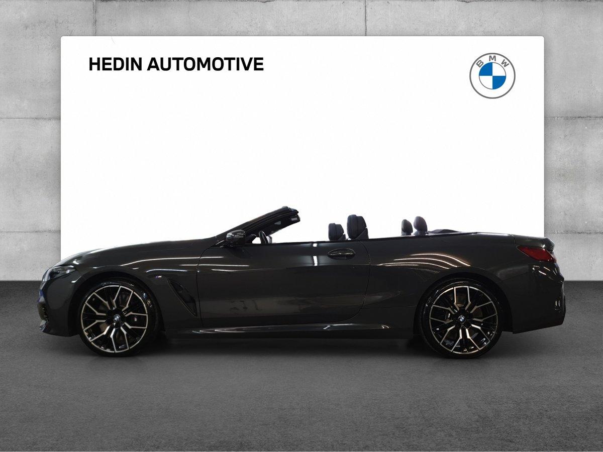 BMW 840i xDrive Cabriolet-showroom-element-1