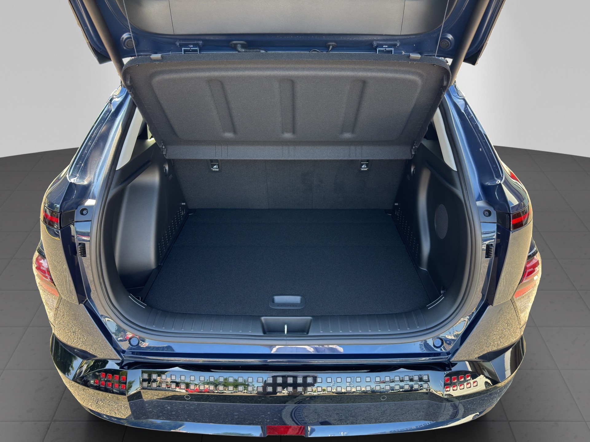 HYUNDAI Kona EV 65.4 kWh Vertex-image-8