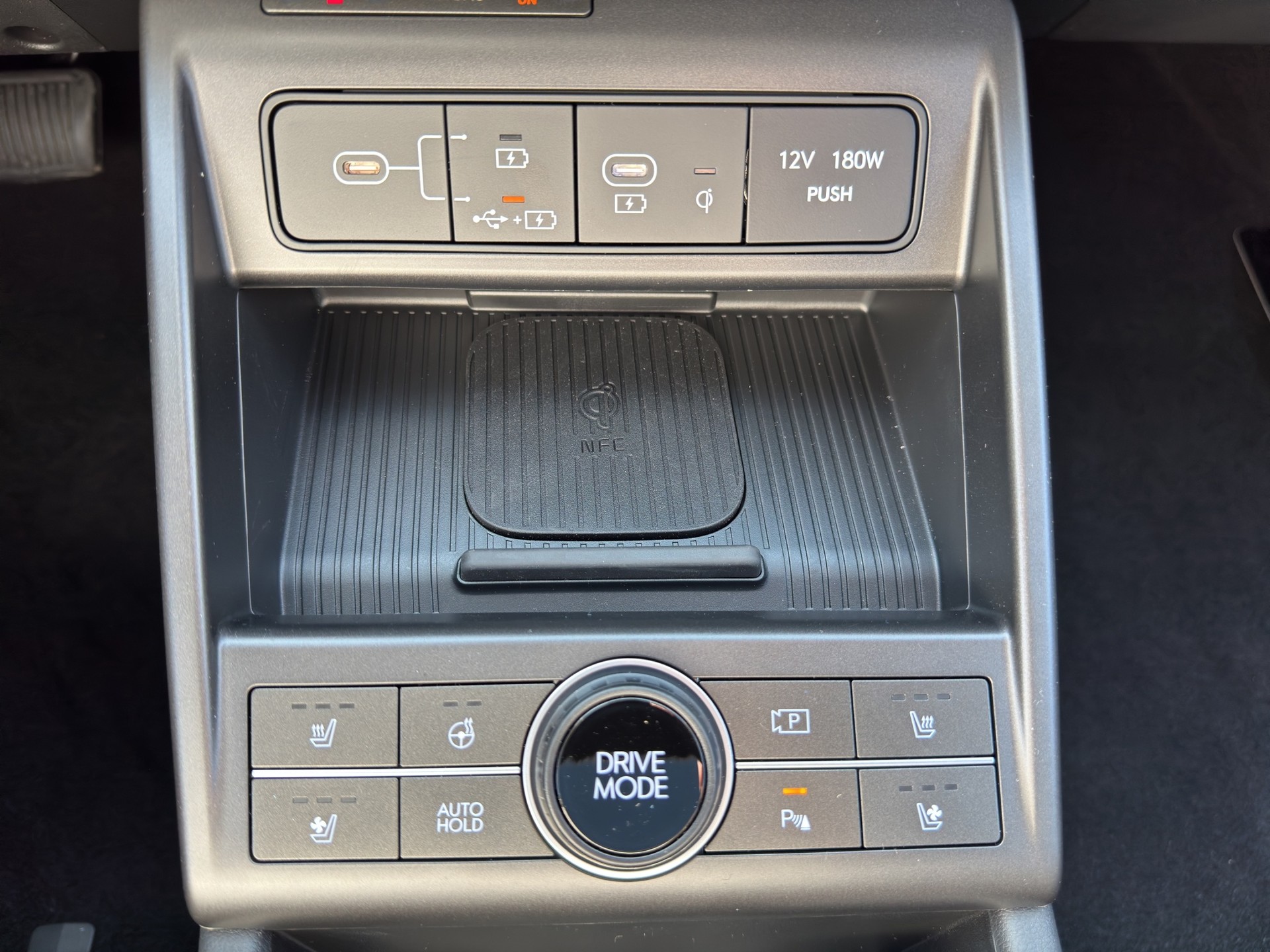 HYUNDAI Kona EV 65.4 kWh Vertex-image-18