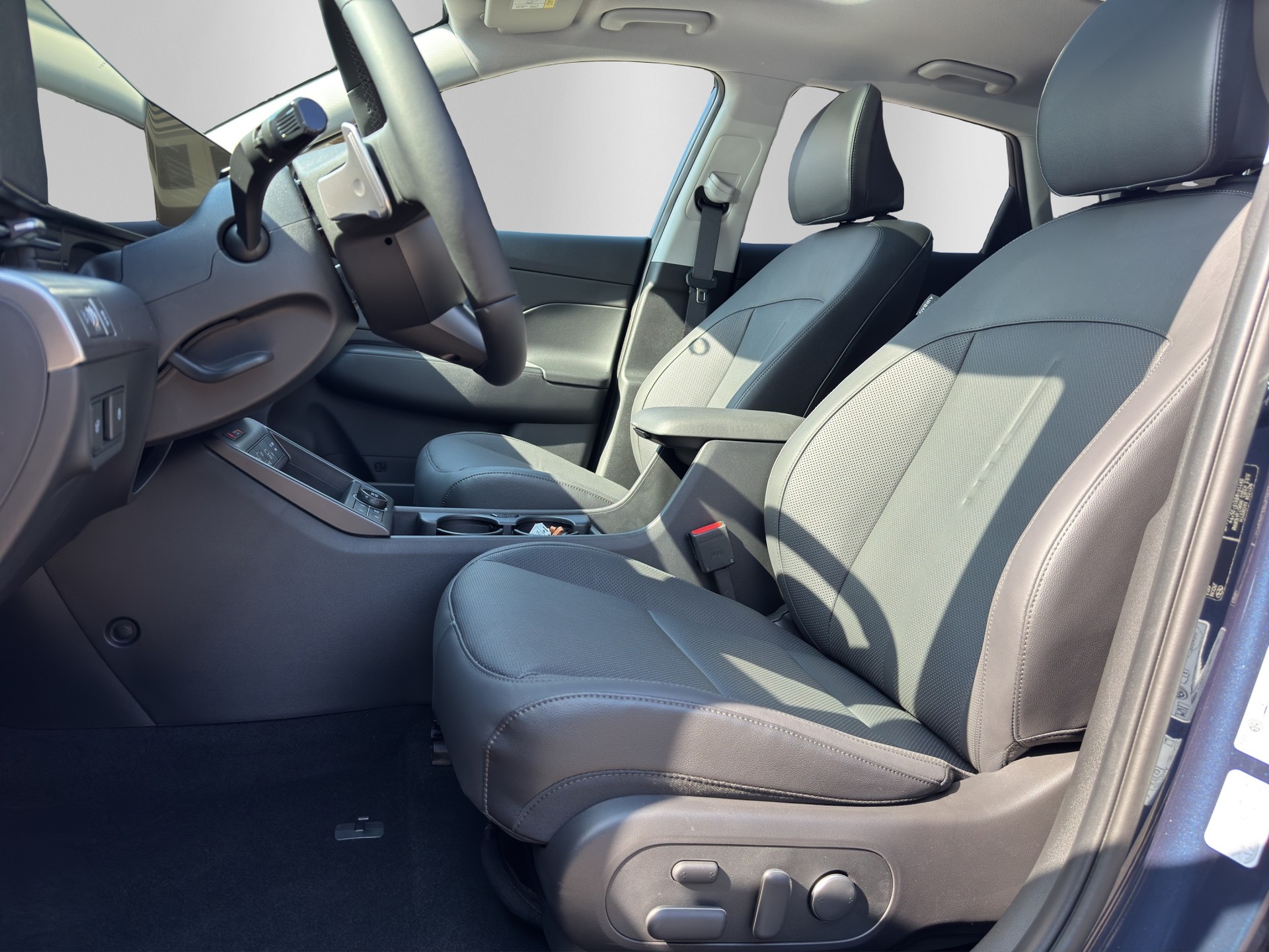 HYUNDAI Kona EV 65.4 kWh Vertex-image-11