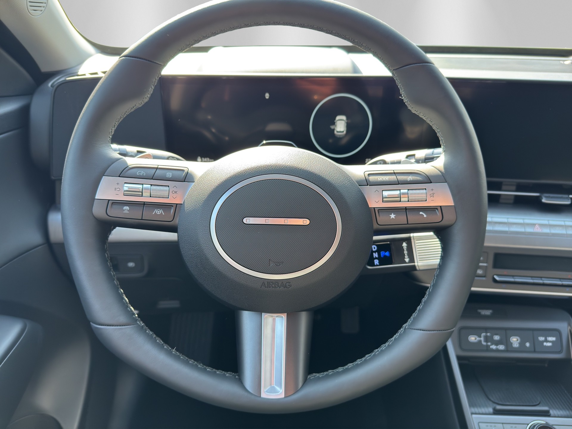 HYUNDAI Kona EV 65.4 kWh Vertex-image-14