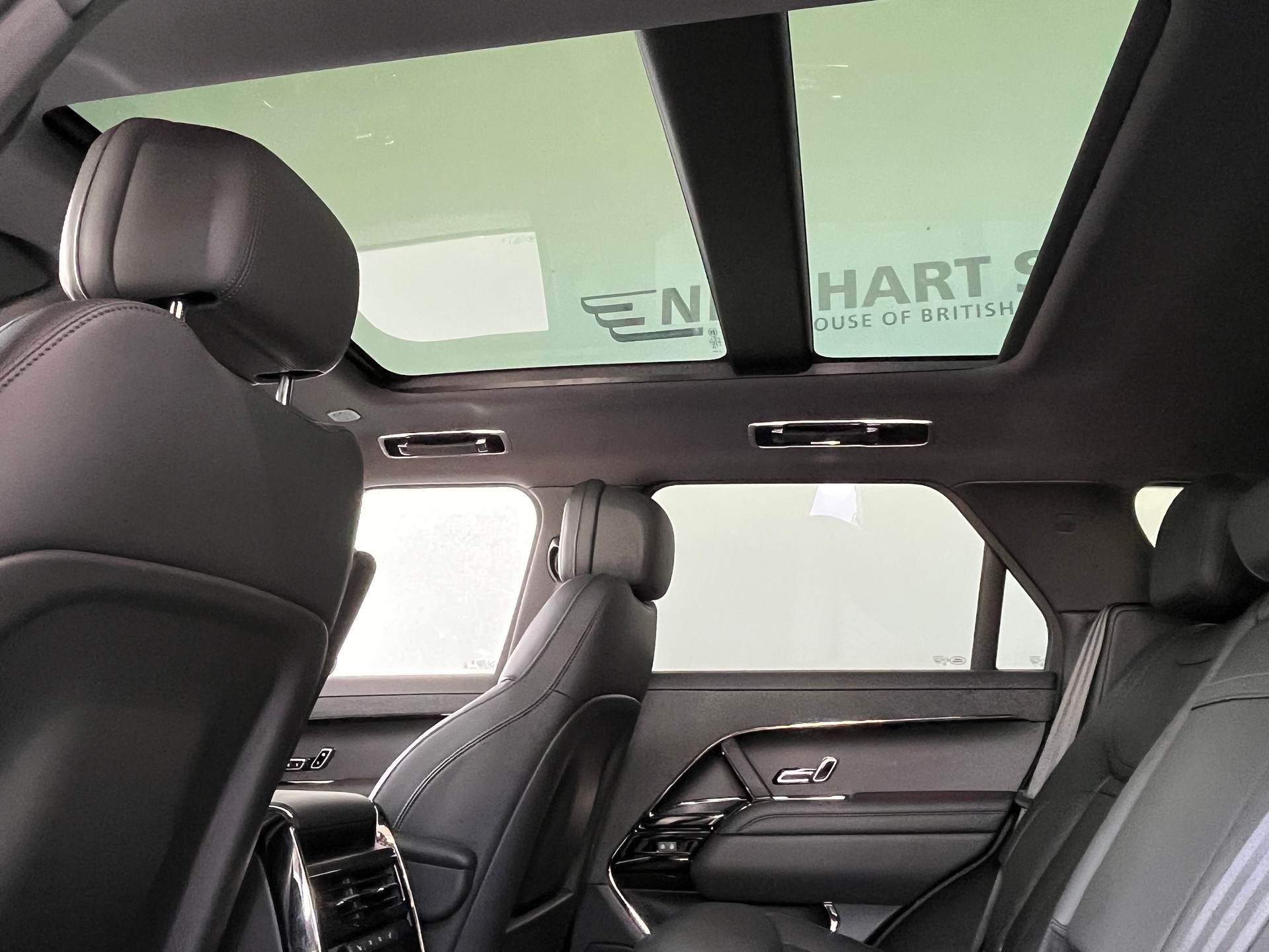 LAND ROVER Range Rover Sport D300 3.0 TD6 MHEV Dynamic SE Automatic-image-7