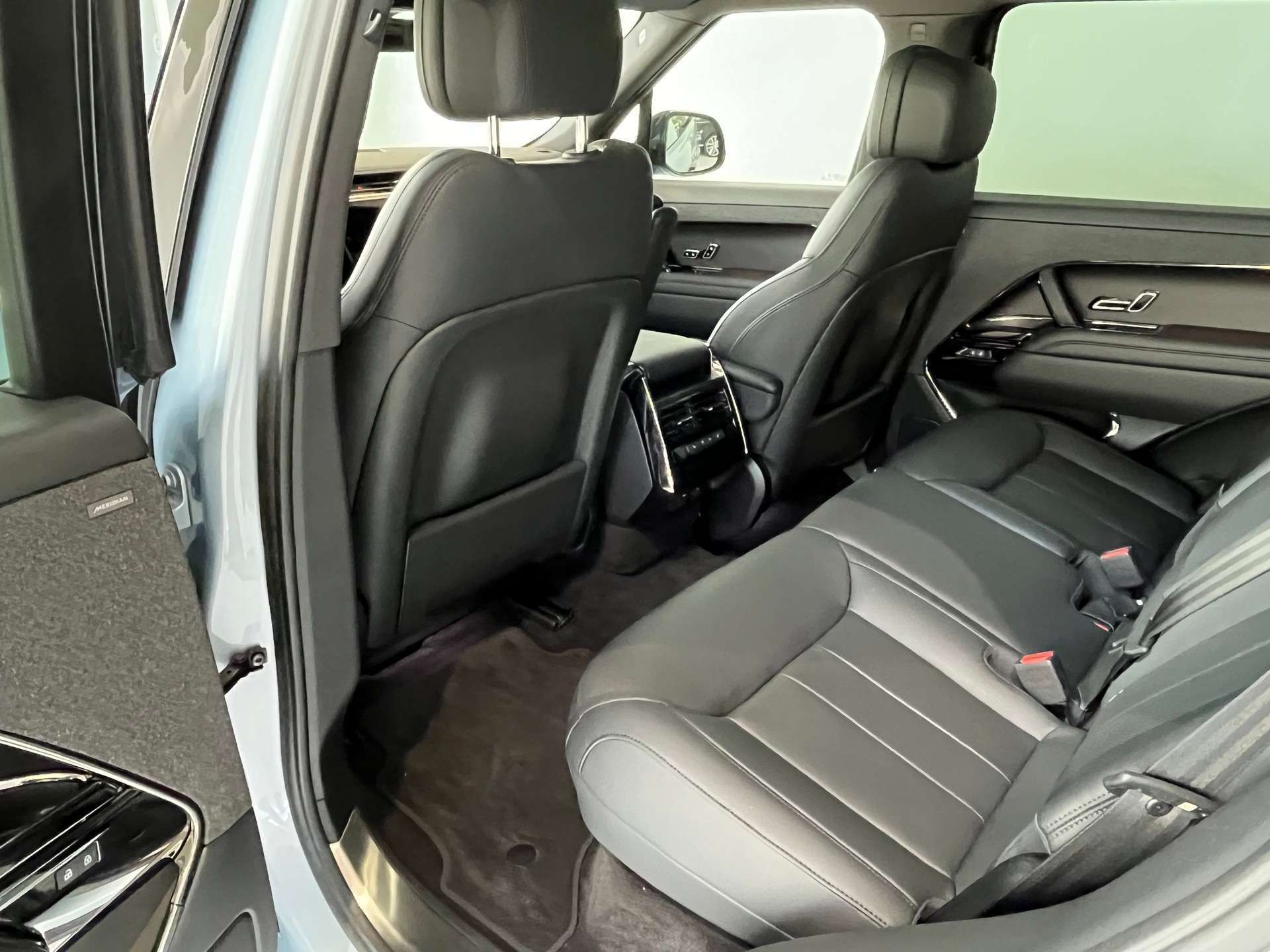 LAND ROVER Range Rover Sport D300 3.0 TD6 MHEV Dynamic SE Automatic-image-6