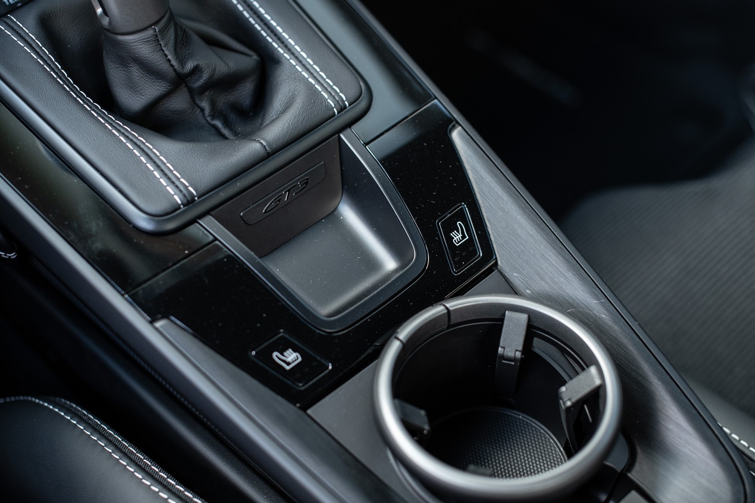 PORSCHE 911 Carrera GT3 PDK Touring 2026-image-24