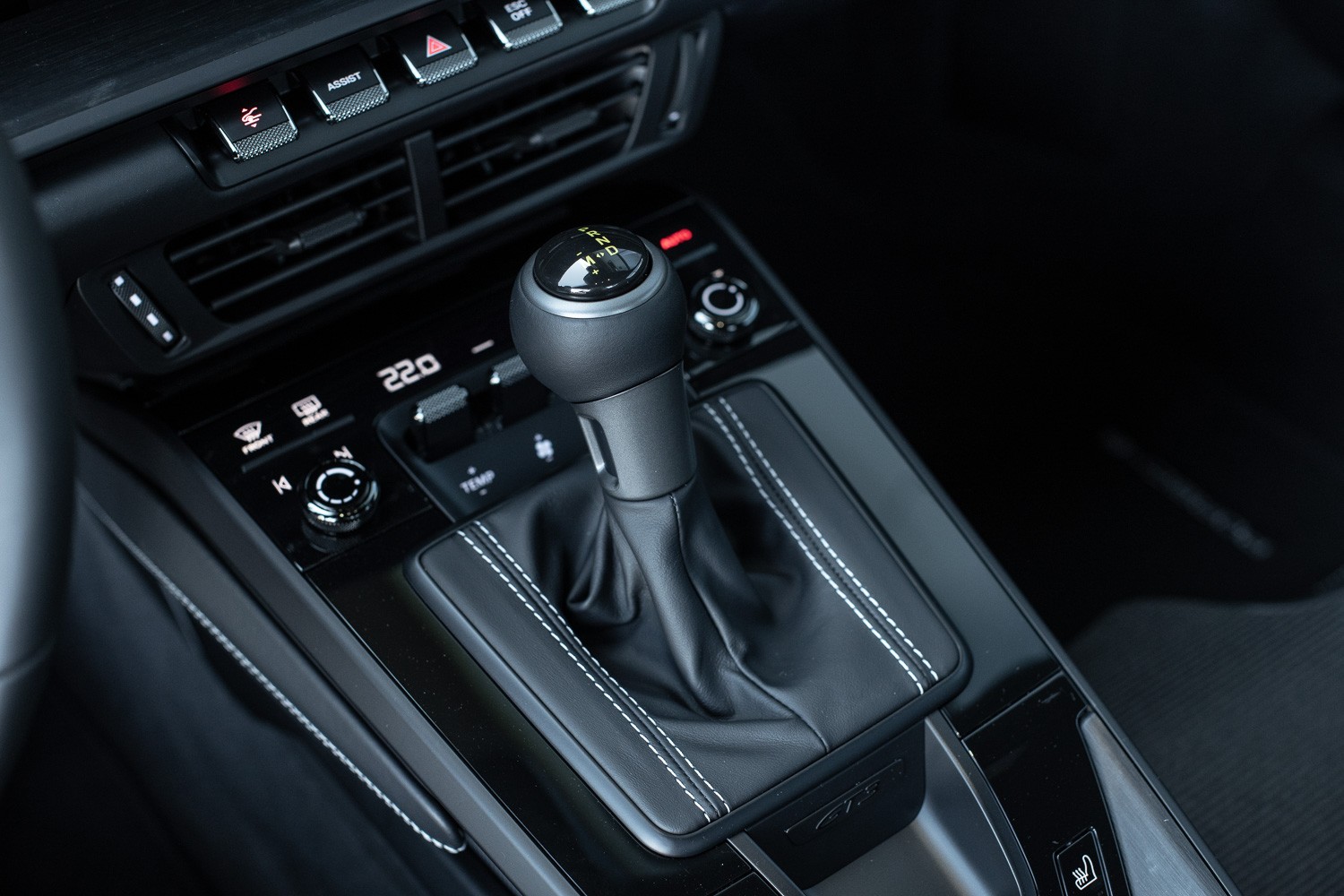 PORSCHE 911 Carrera GT3 PDK Touring 2026-image-28