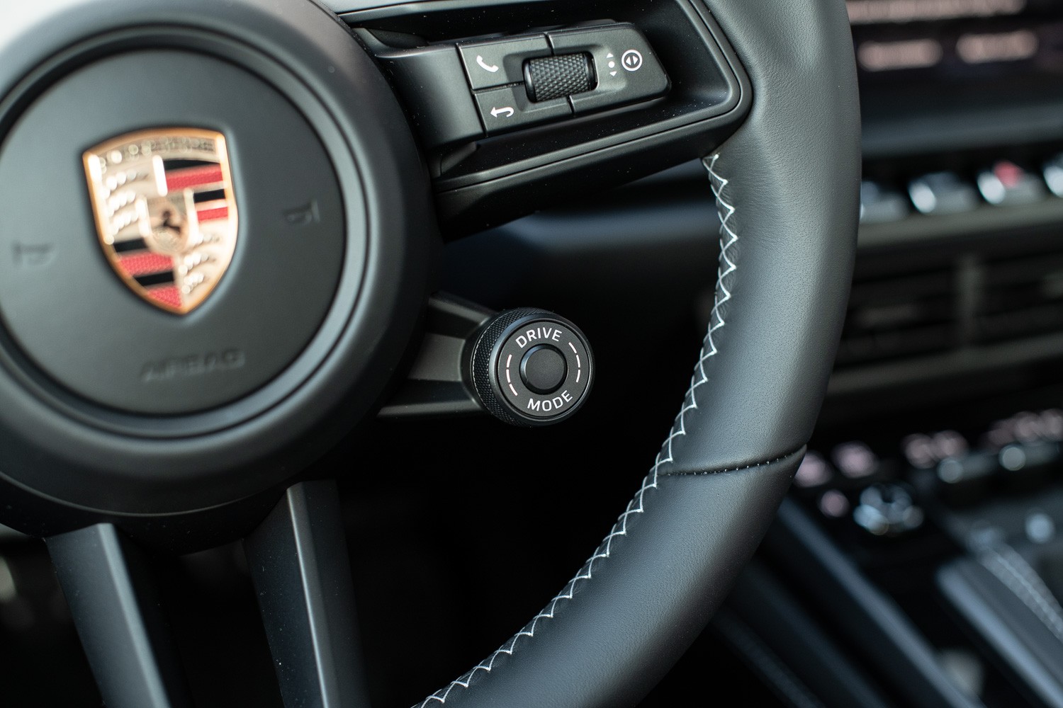 PORSCHE 911 Carrera GT3 PDK Touring 2026-image-21