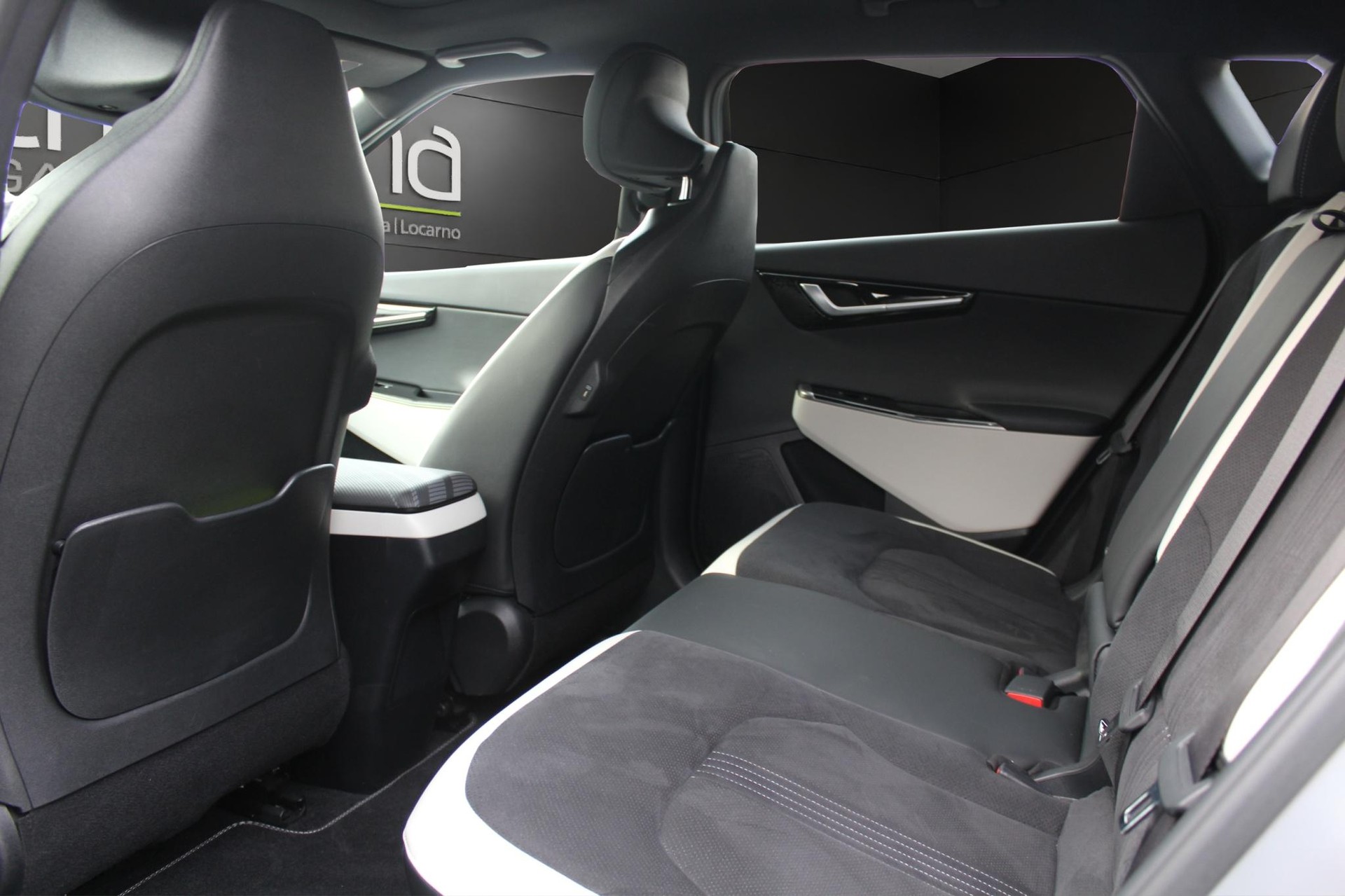 KIA EV6 77 kWh GT-Line 4x4-image-9