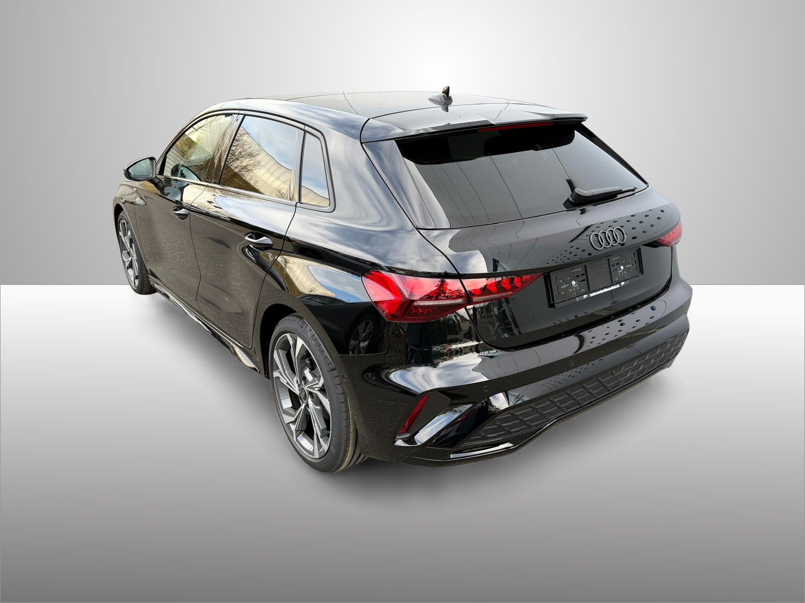 AUDI A3 Sportback 35 TFSI S line Attraction S-tronic-image-10
