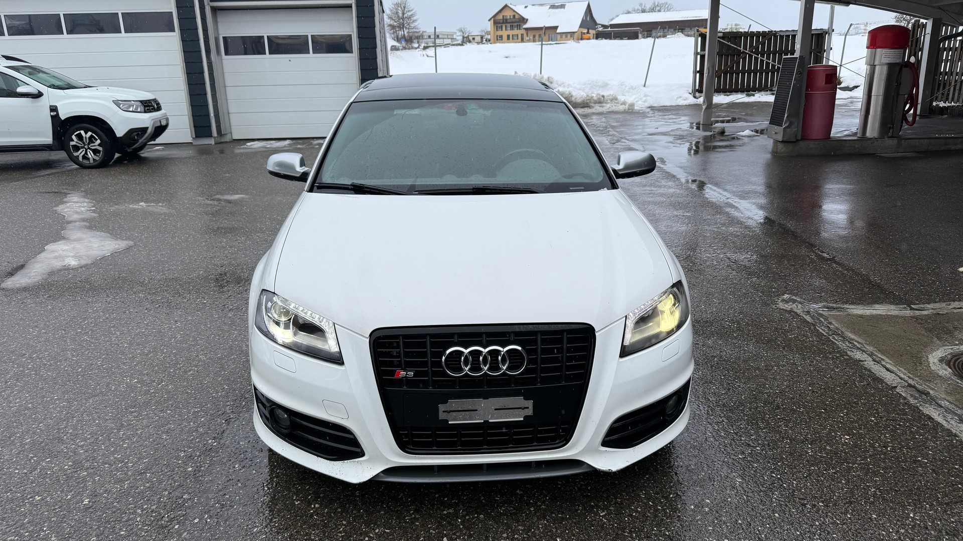AUDI S3 Sportback 2.0 TFSI quattro S-tronic-image-1