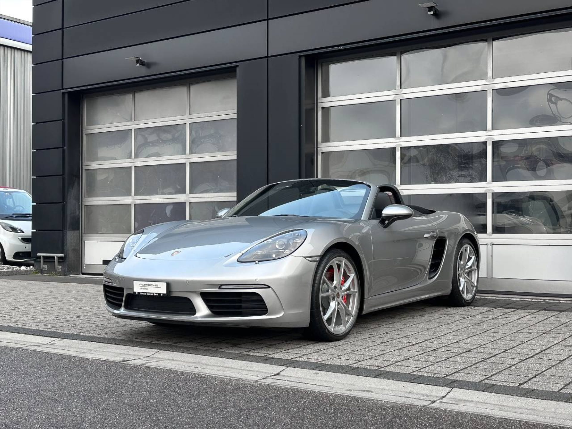 PORSCHE 718 Boxster S-image-10