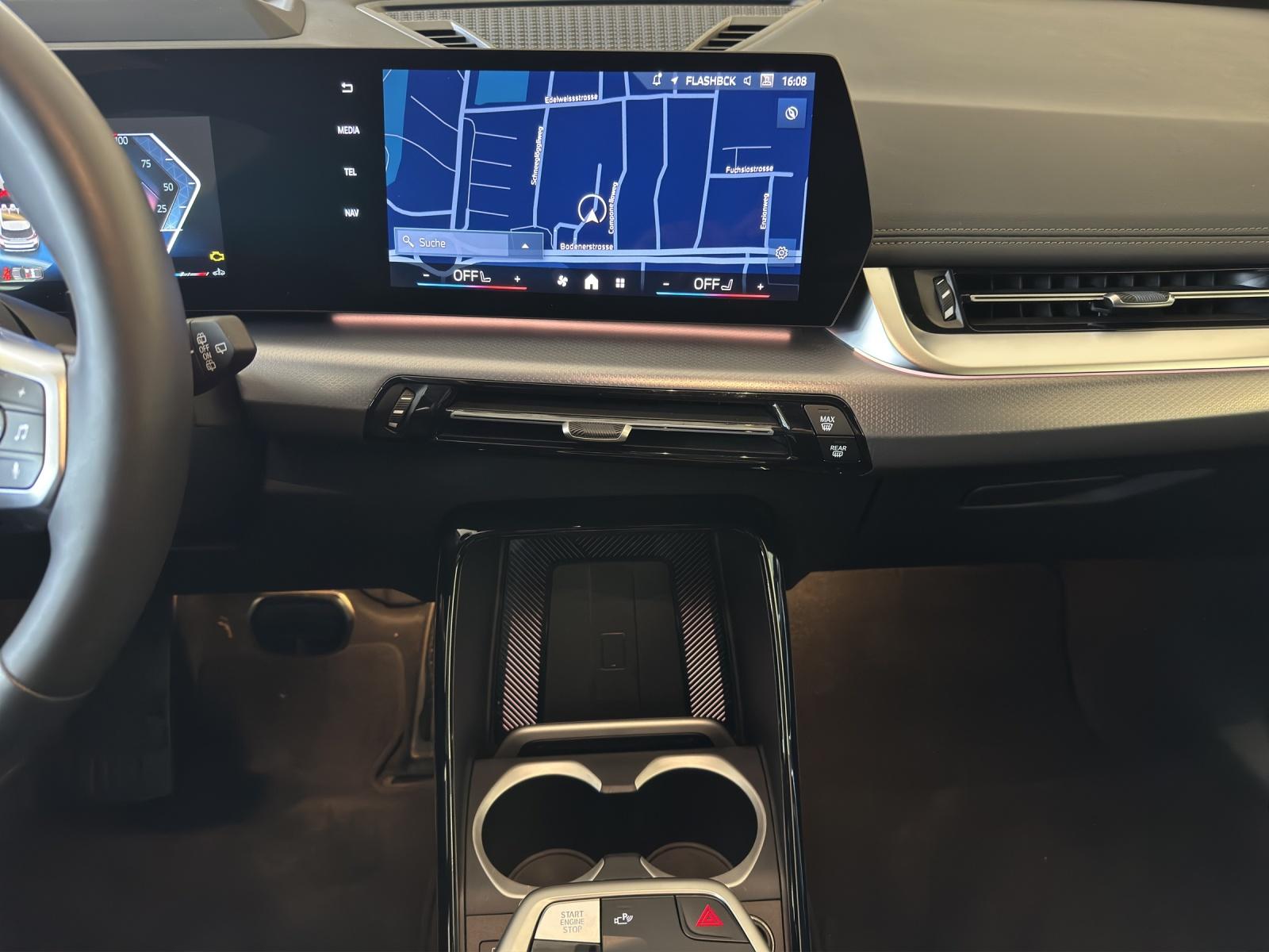 BMW X1 23i xDrive M Sport-image-12