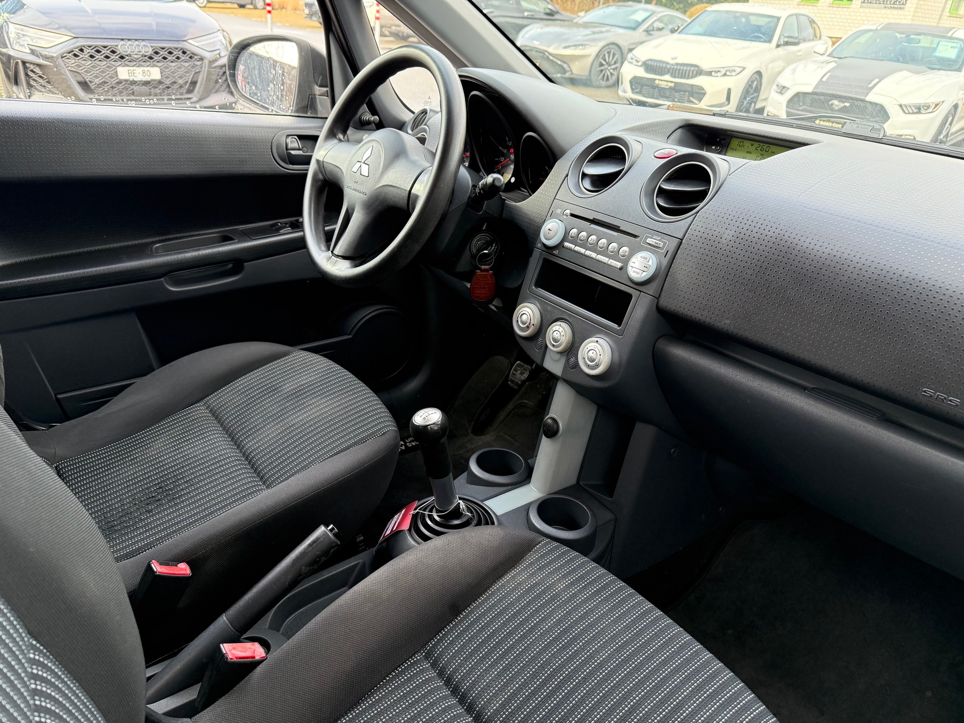 MITSUBISHI Colt 1.1 12V-image-6