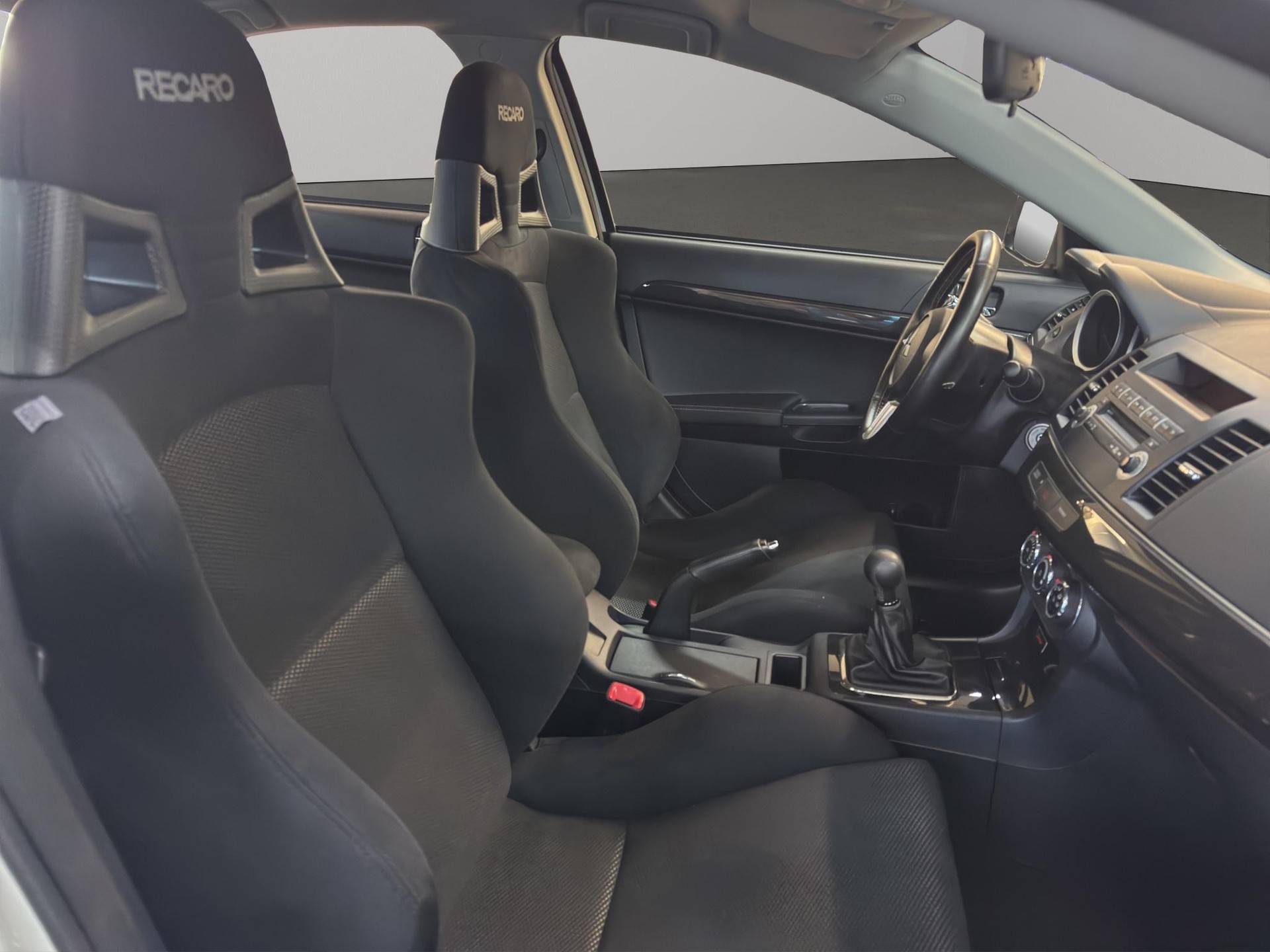 MITSUBISHI Lancer 2.0 T MIVEC EVO Arashi GSR-image-8