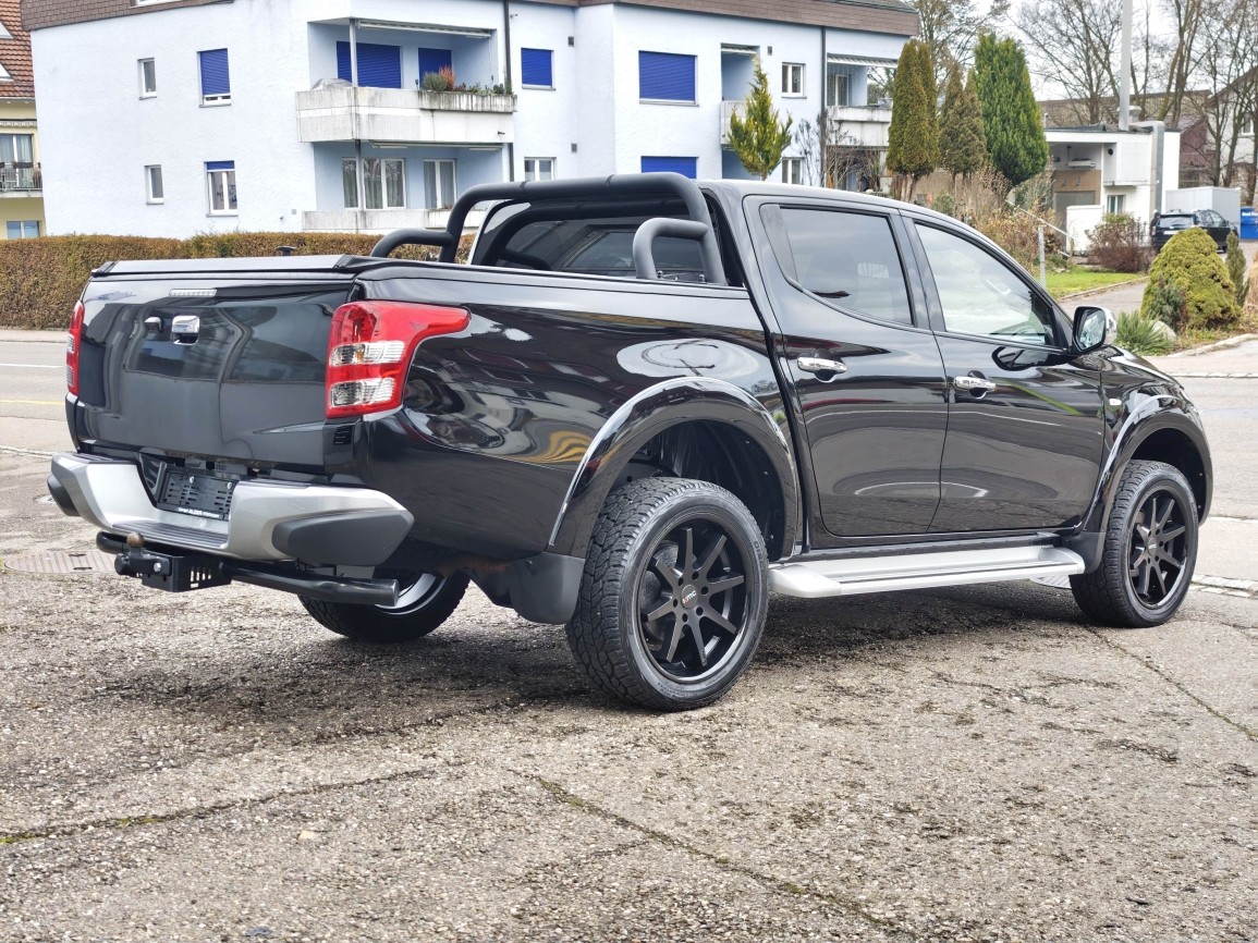 FIAT Fullback DKab. Pick-up 2.4 HDi 4x4 180 PS 20"-image-4